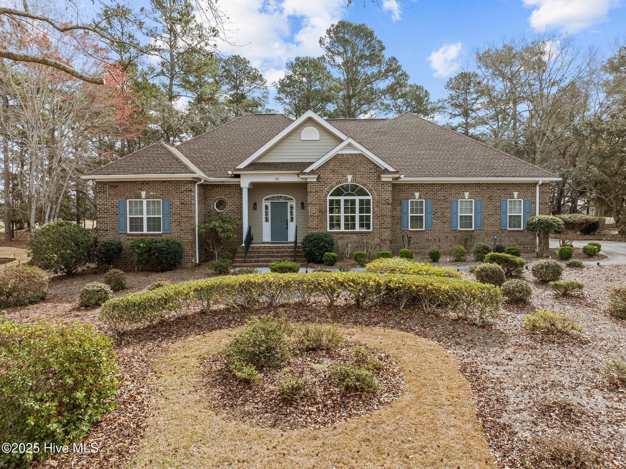 86 Windsor Circle Property Photo