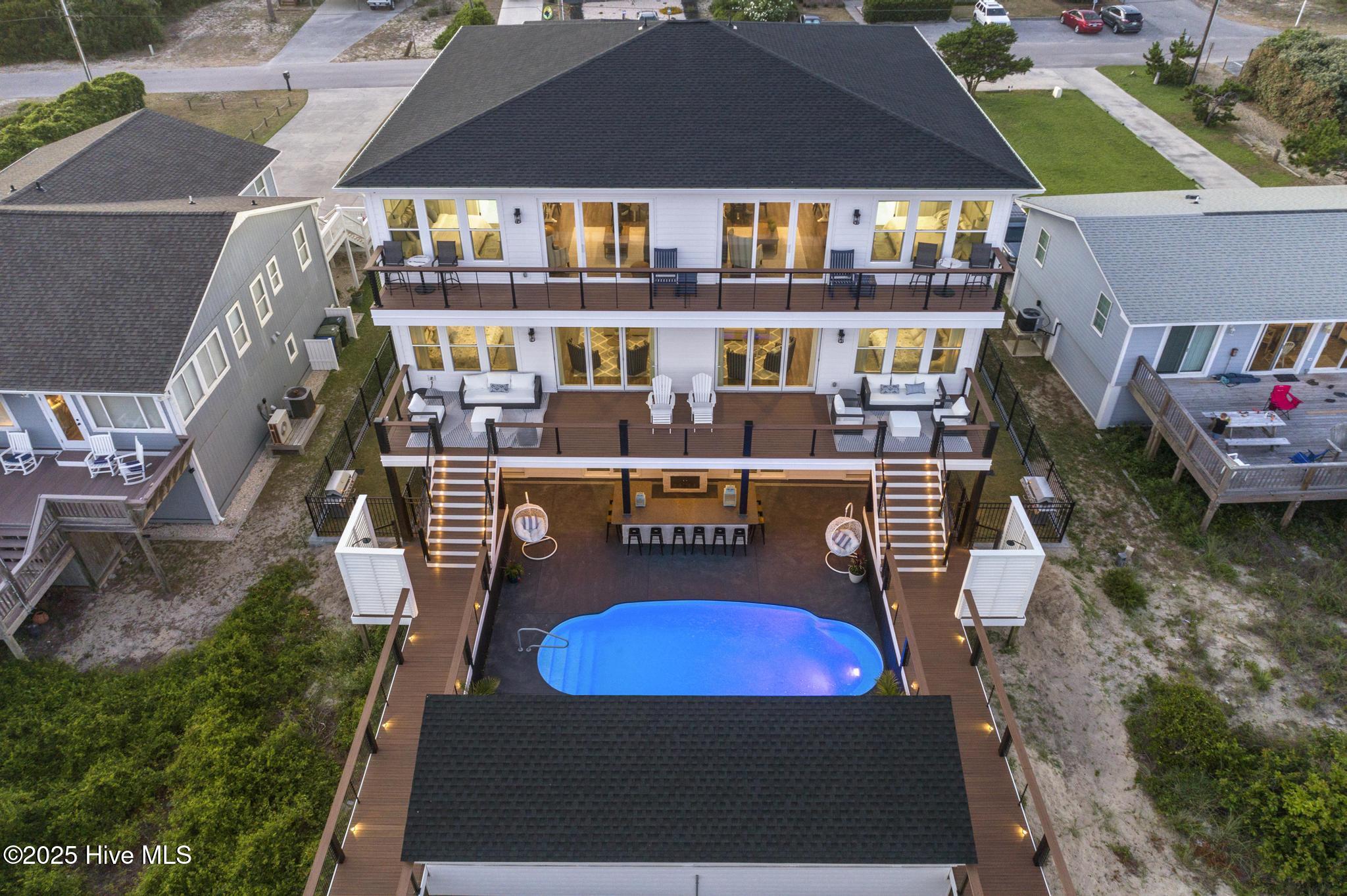 8703 Ocean View Drive Property Photo