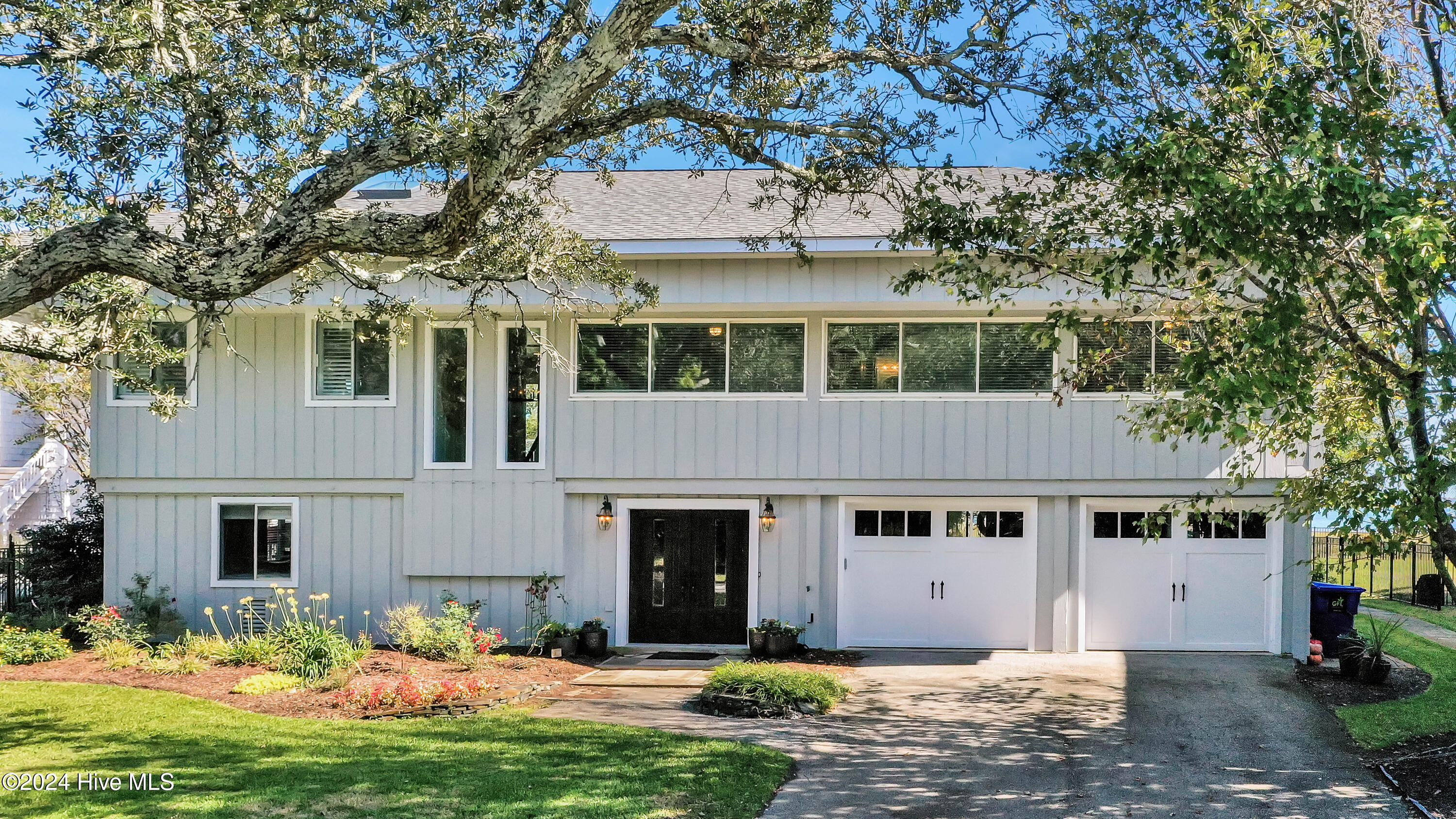 1839 Newkirk Road Property Photo