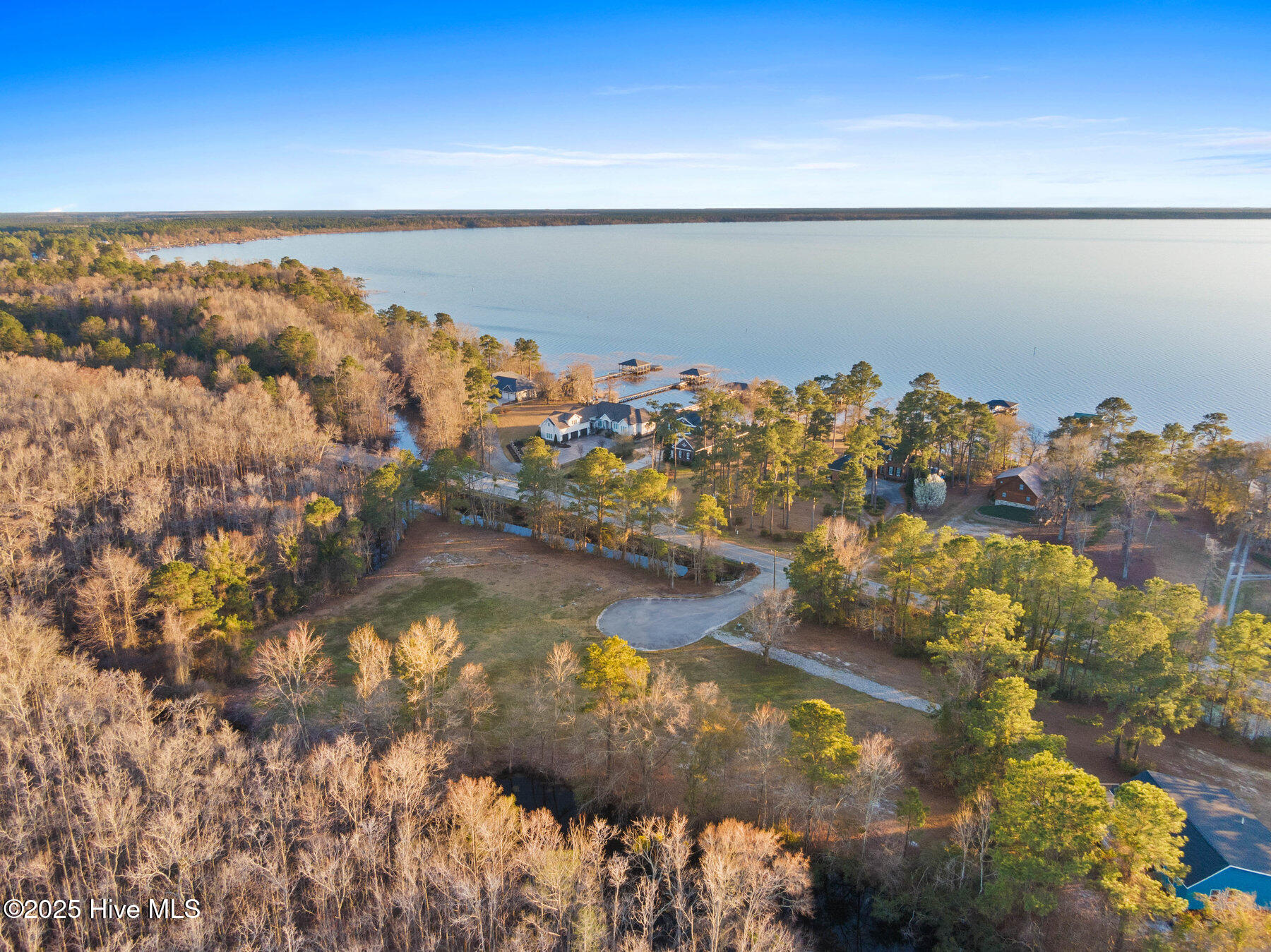 21 Big Creek Circle Property Photo 5