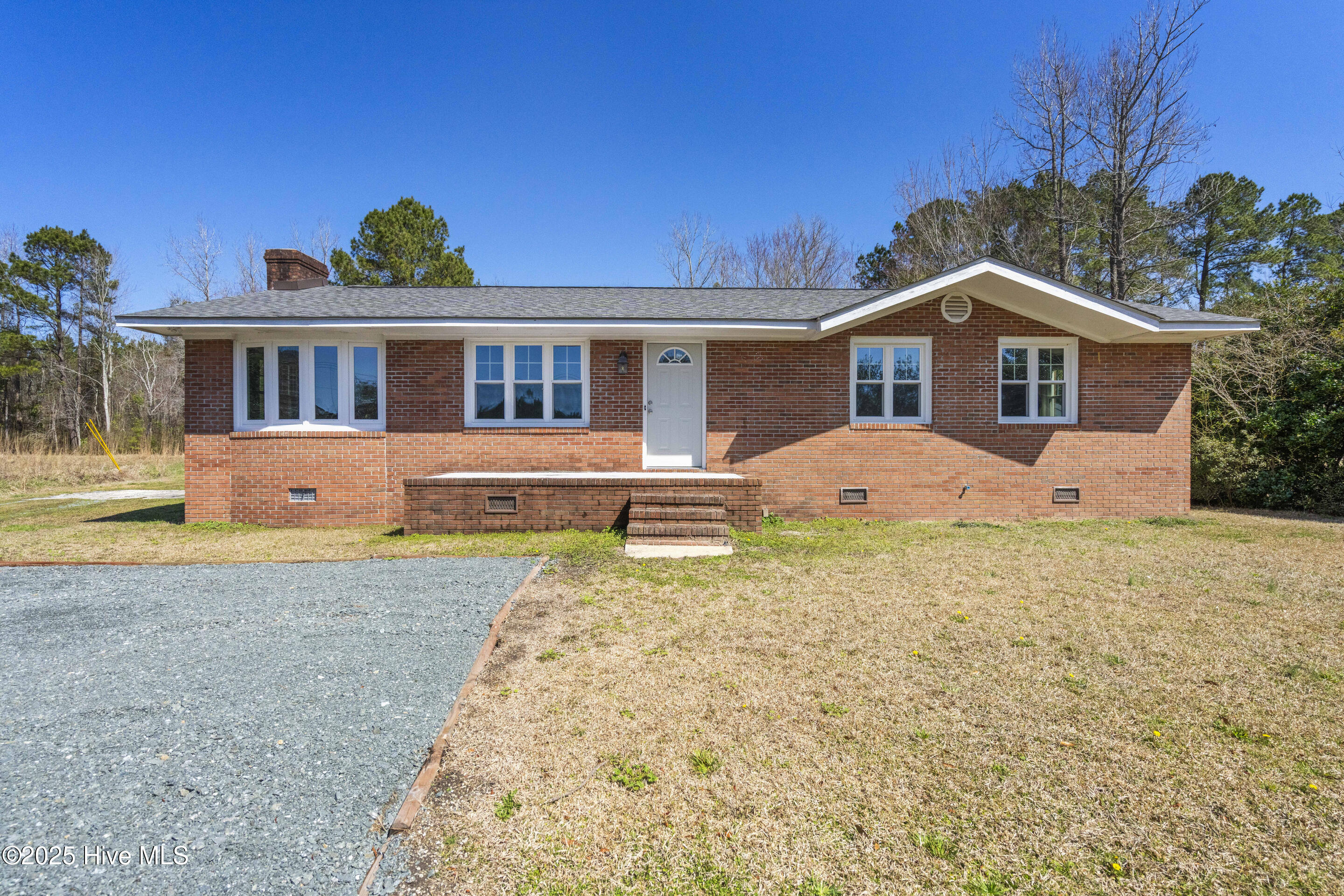 18946 Nc Highway 210 Property Photo
