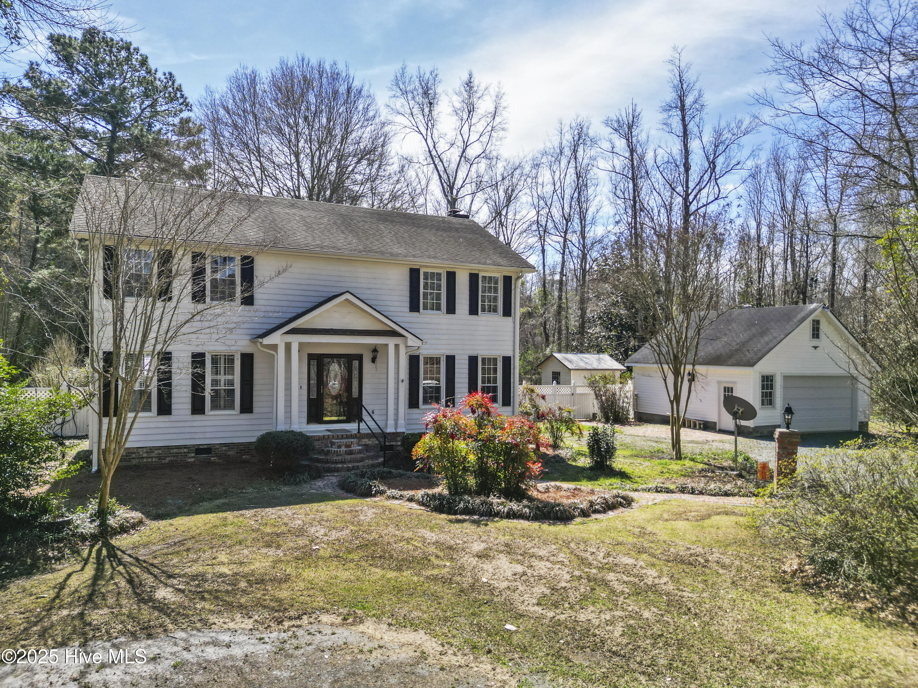 384 Crooked Run Property Photo