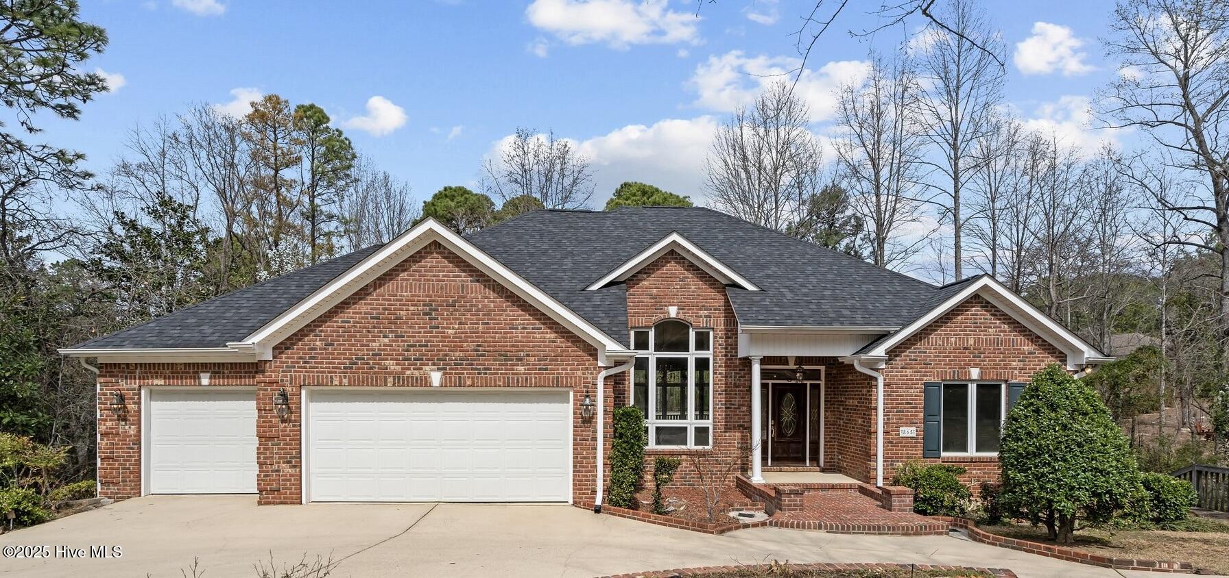 865 Diamondhead Drive Property Photo
