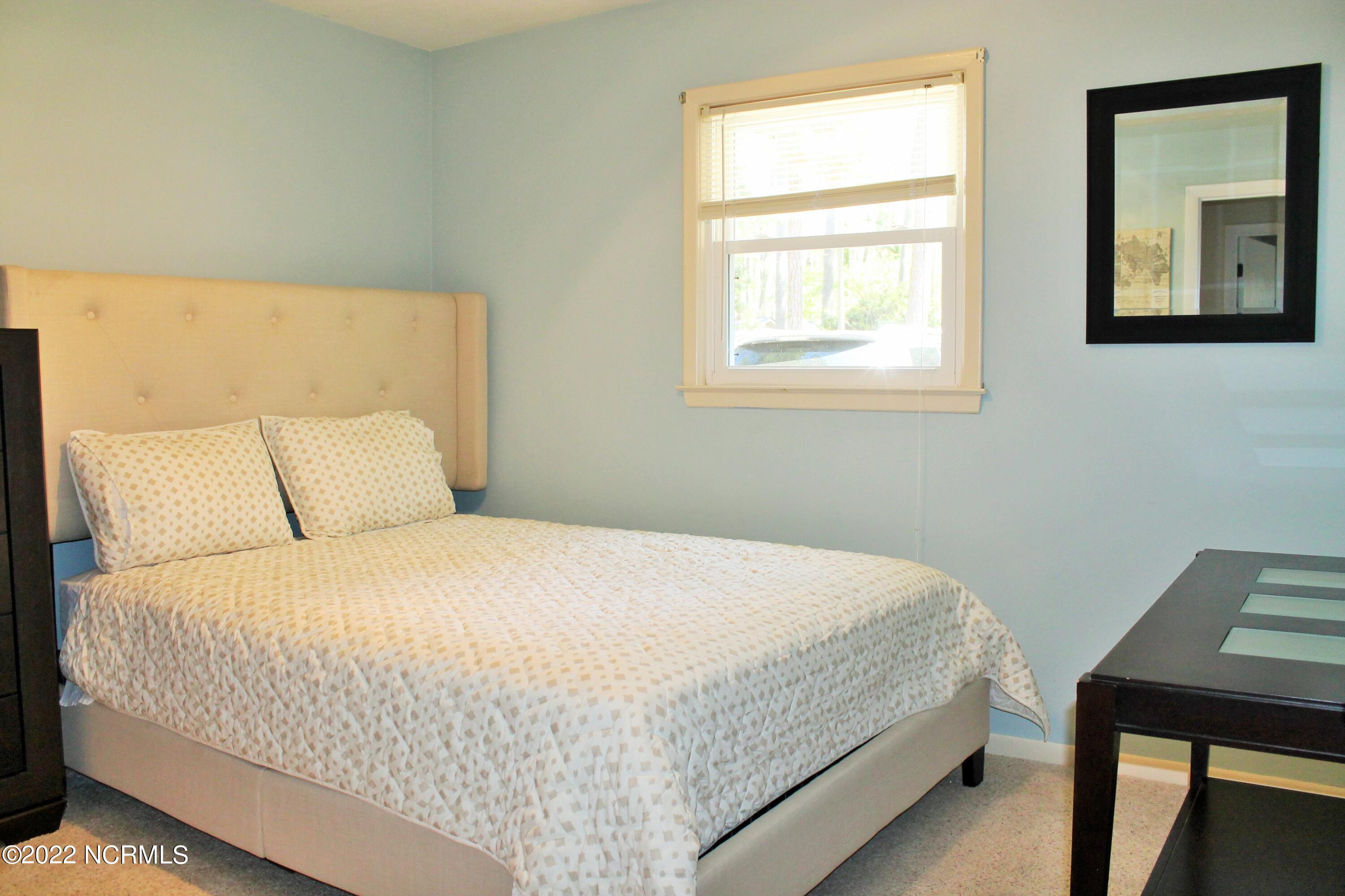 87 Lakeview Drive Property Photo 17
