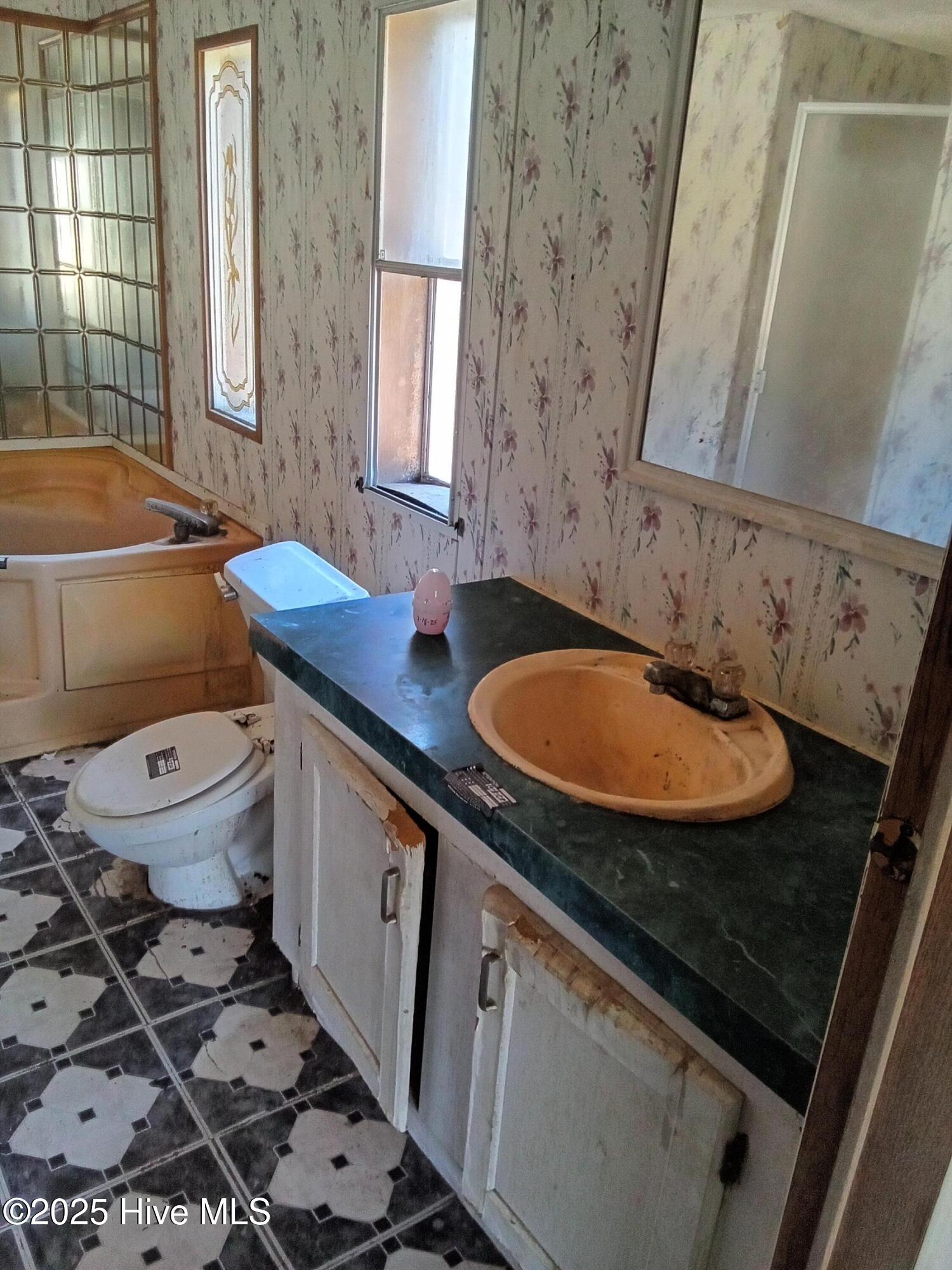 193 Peach Street Property Photo 5