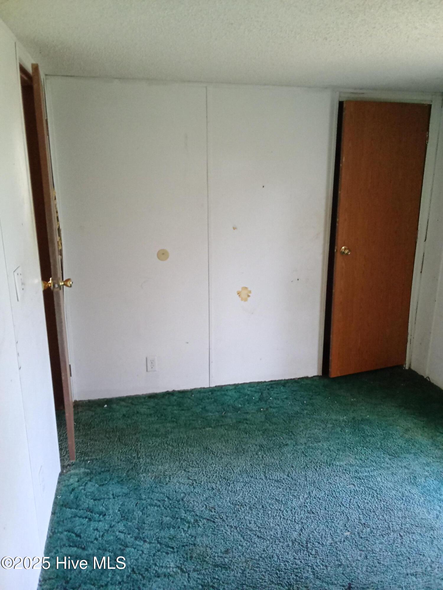 193 Peach Street Property Photo 9