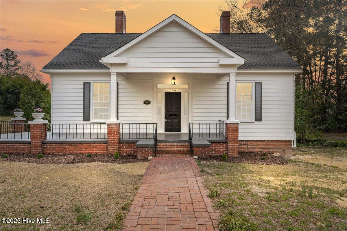 Lj Bell Elementary Real Estate Listings Main Image
