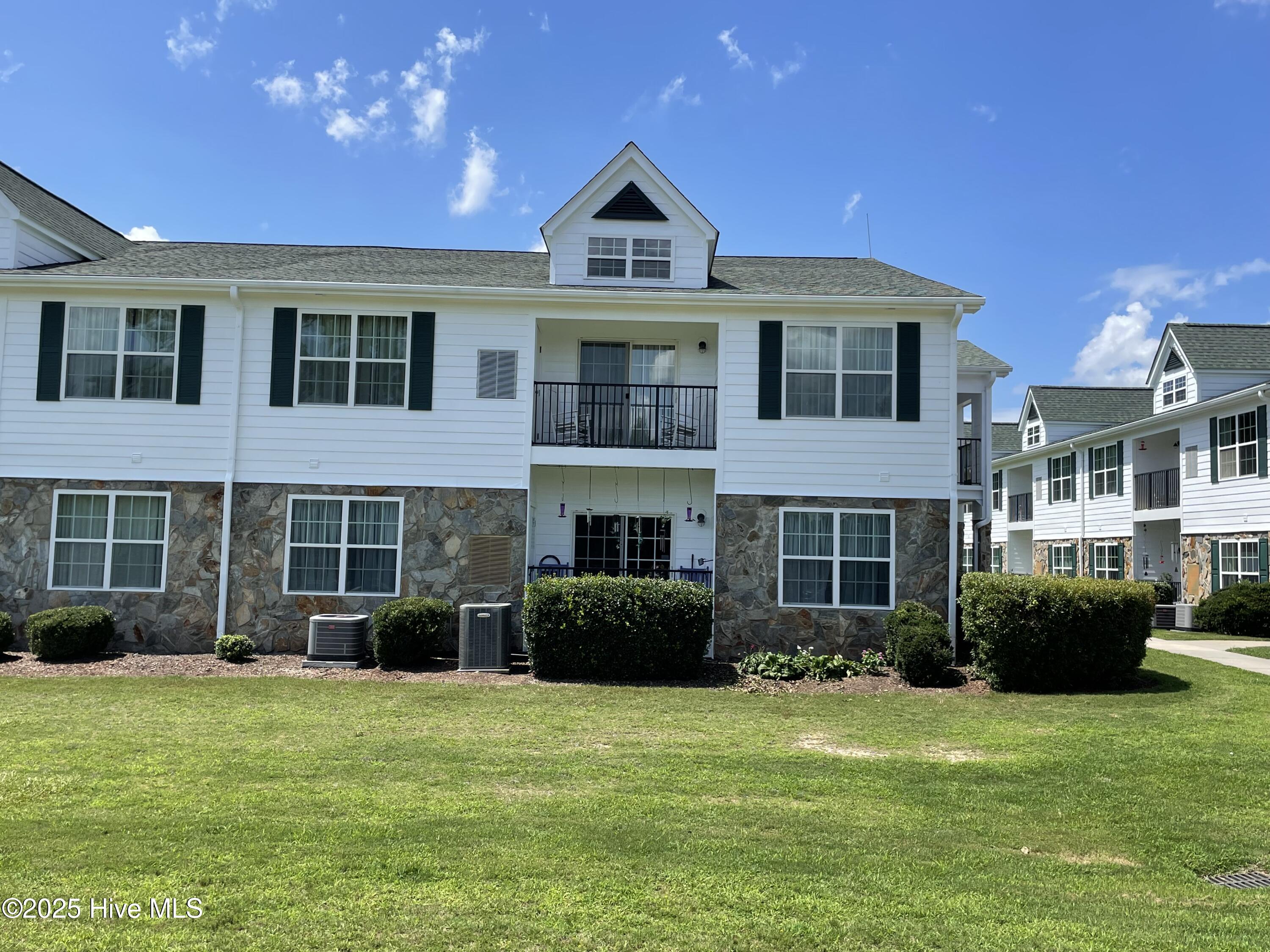 520 Little River Farm Boulevard 205 C Property Photo 1