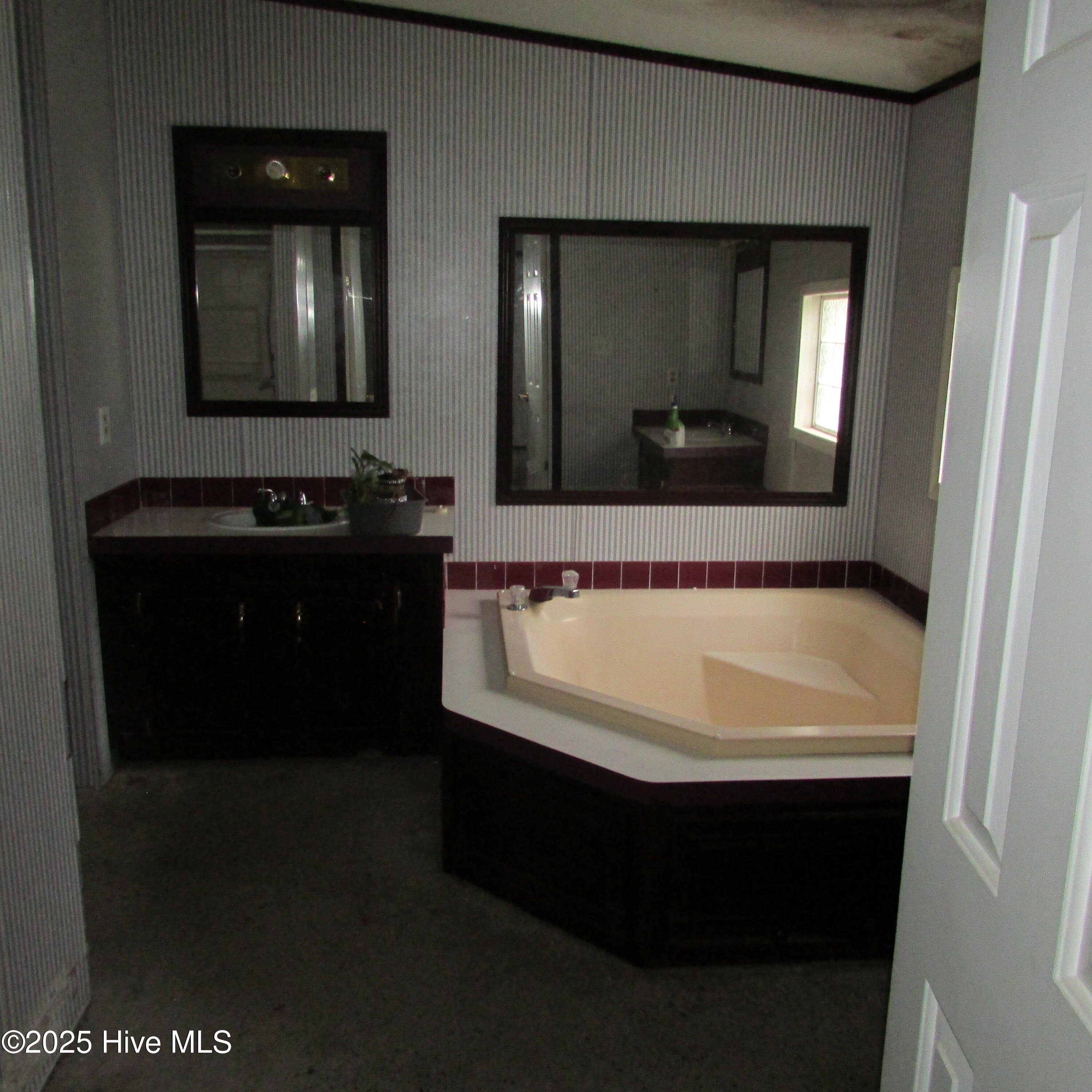12662 Garland Highway Property Photo 6