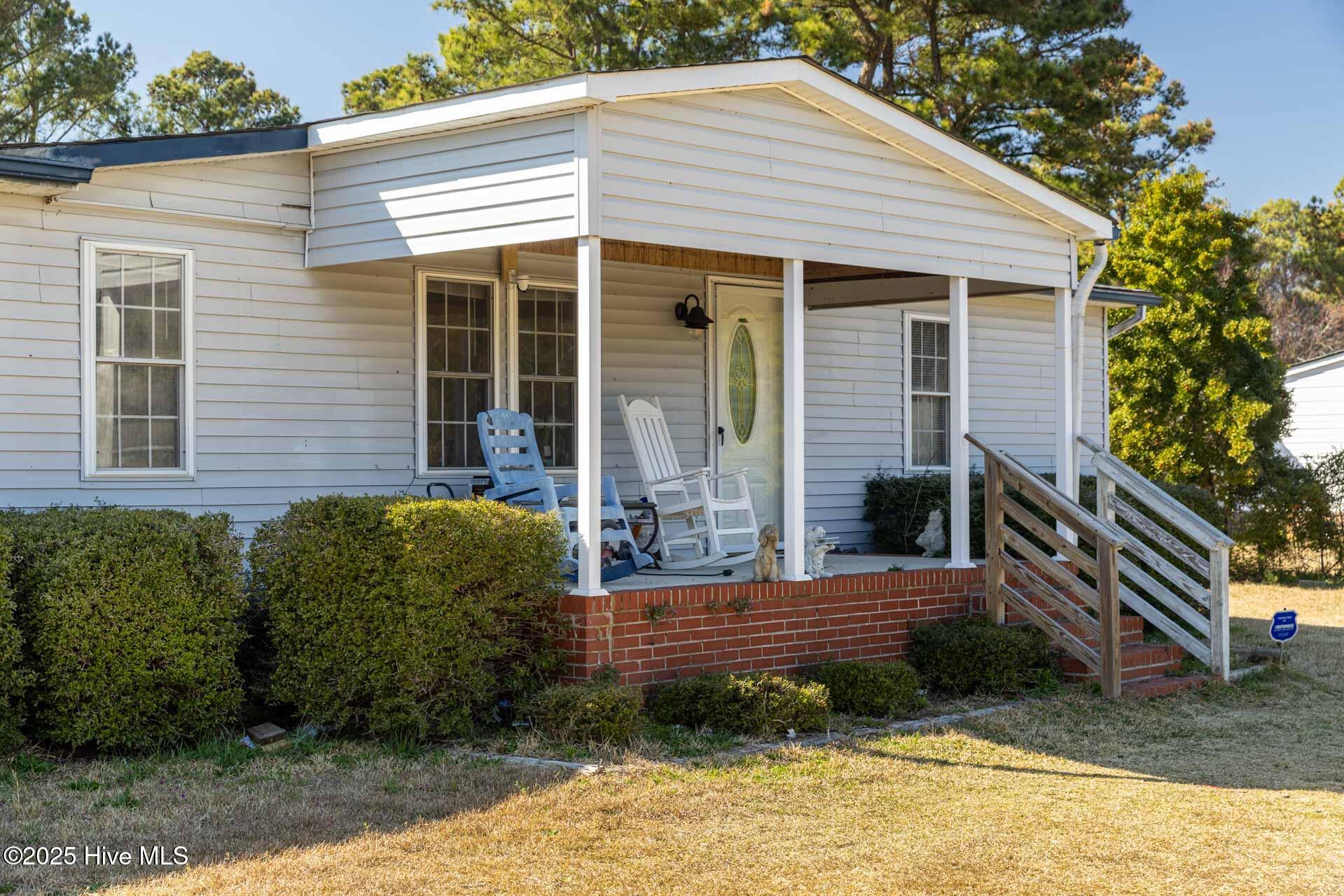 114 Evans Street Property Photo 4