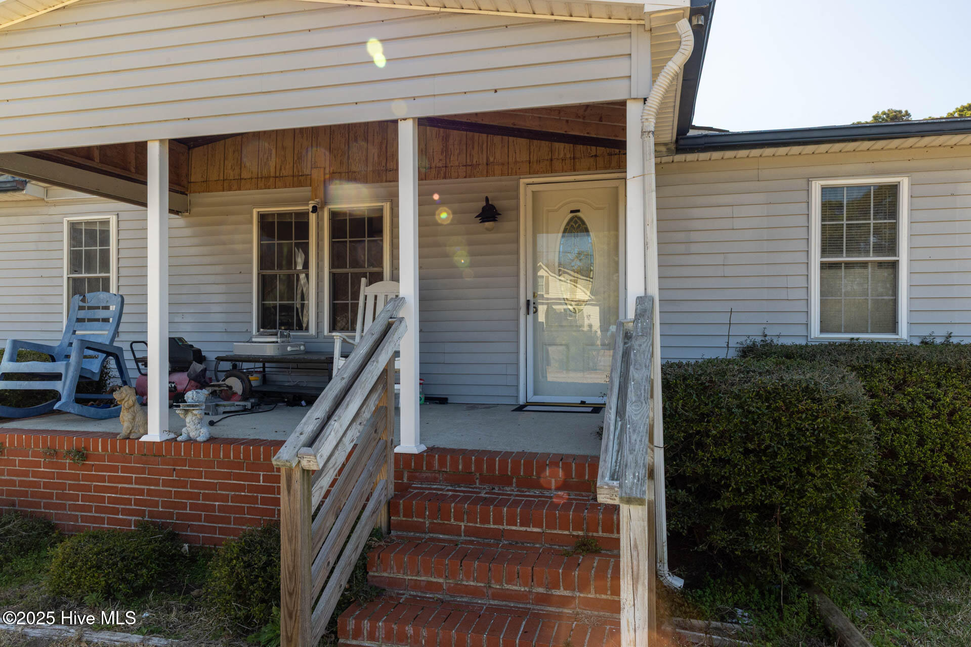 114 Evans Street Property Photo 5
