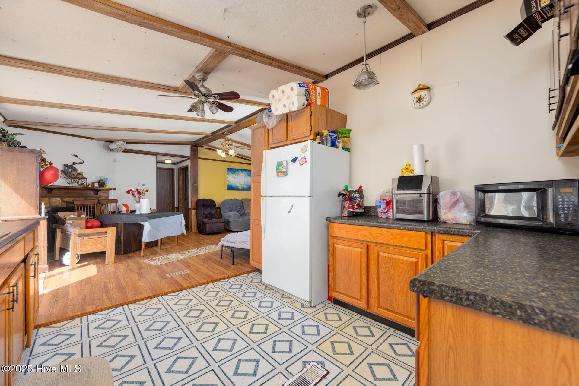 114 Evans Street Property Photo 14