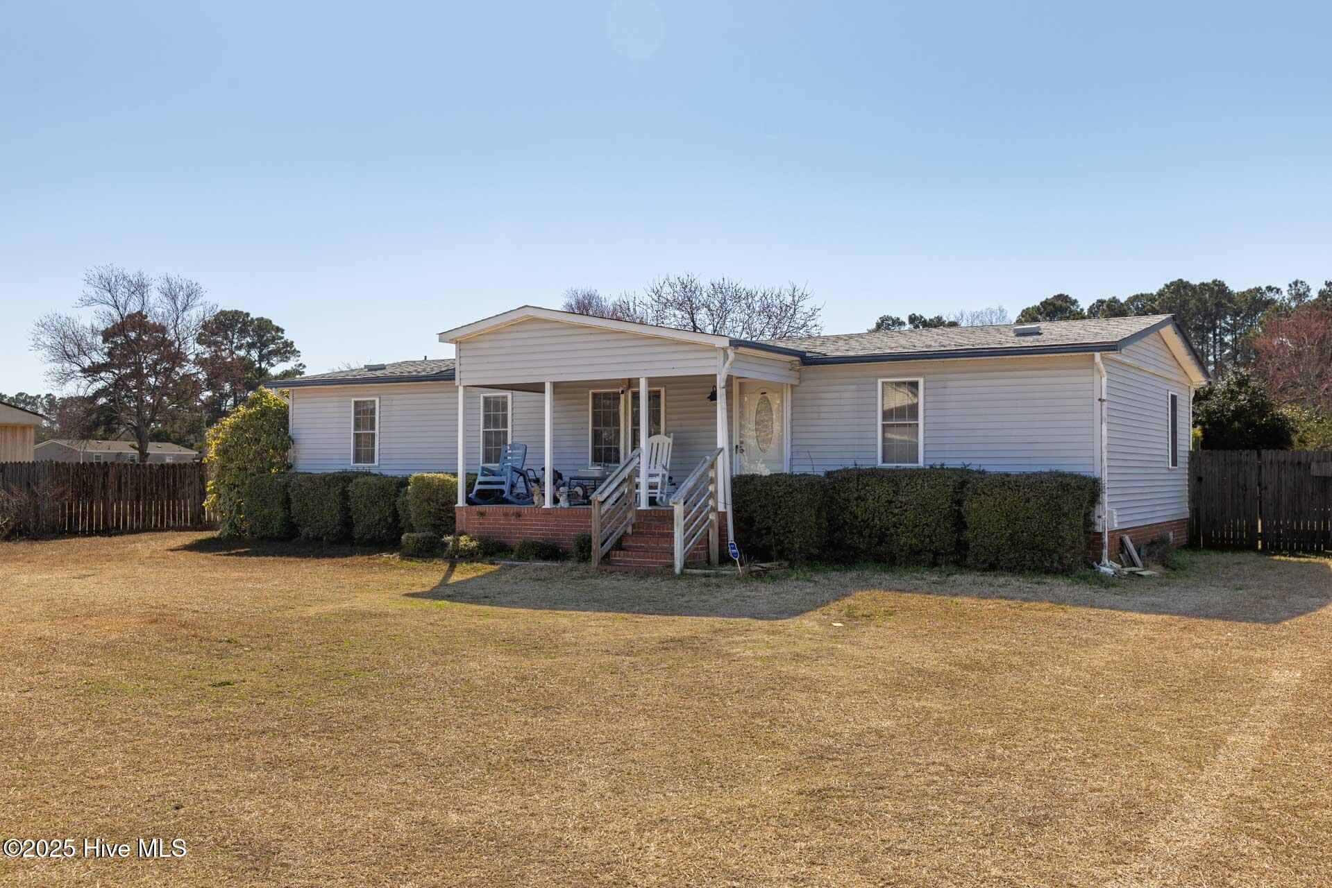 114 Evans Street Property Photo 23