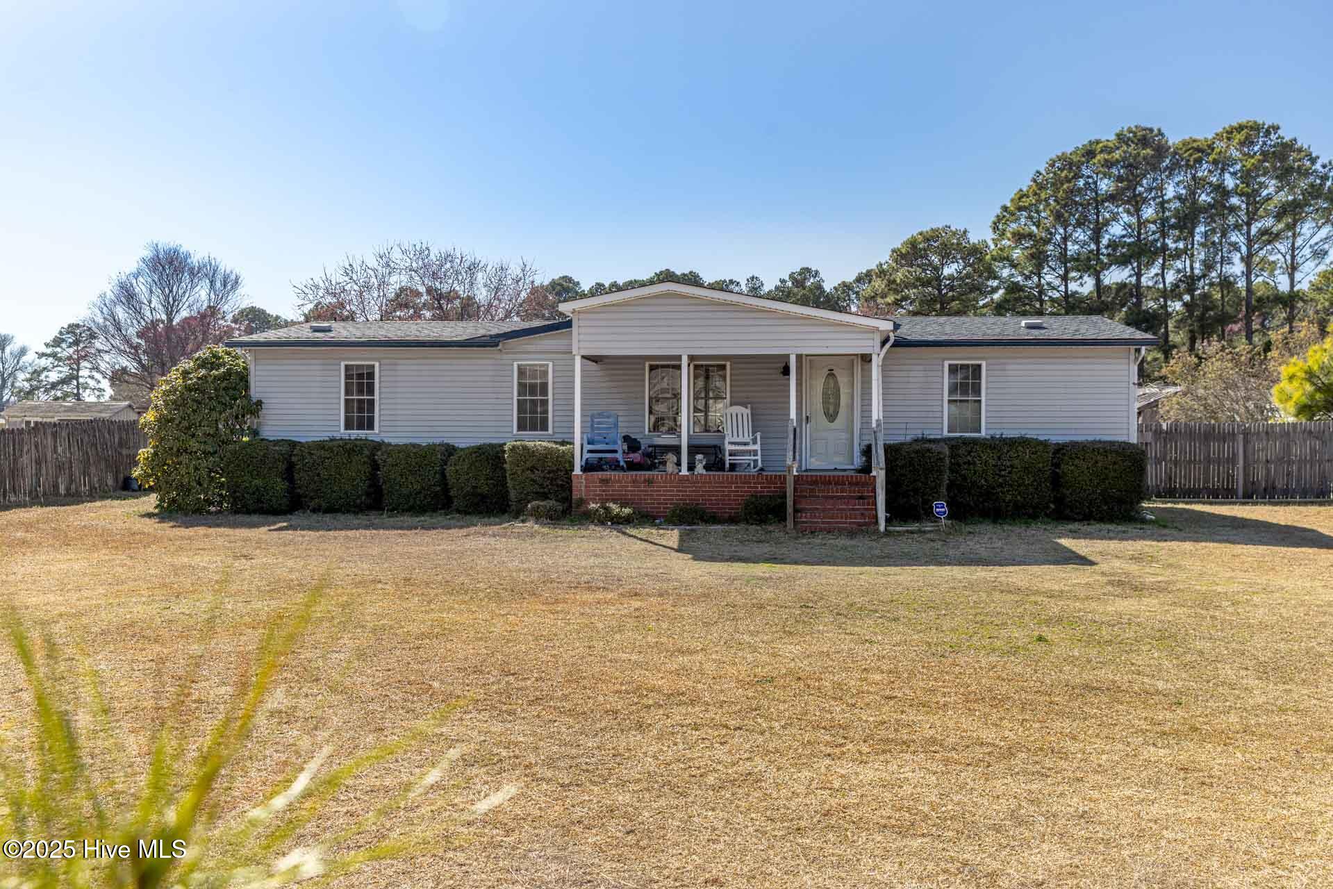 114 Evans Street Property Photo 25