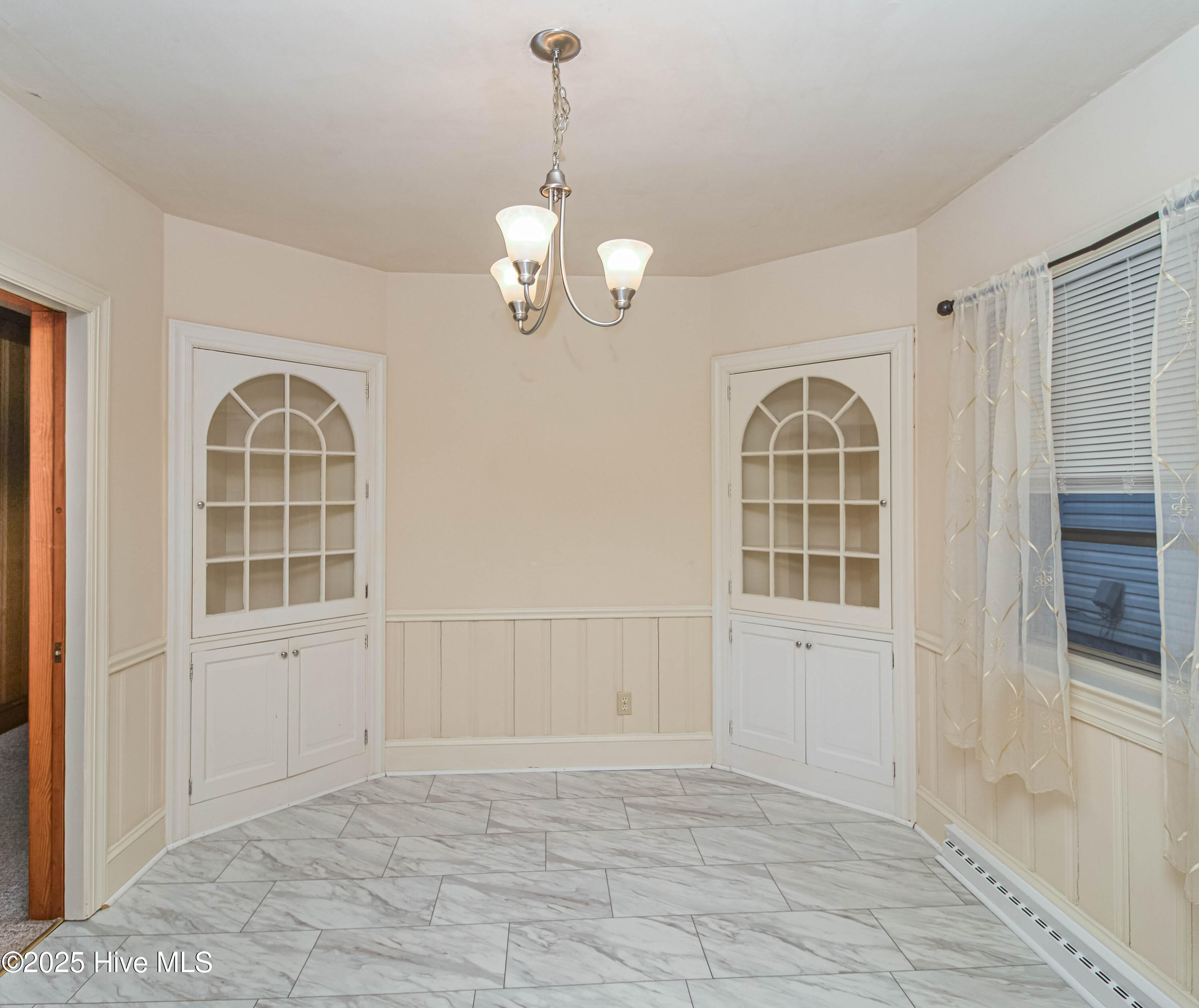 100 S Pineview Avenue Property Photo 12