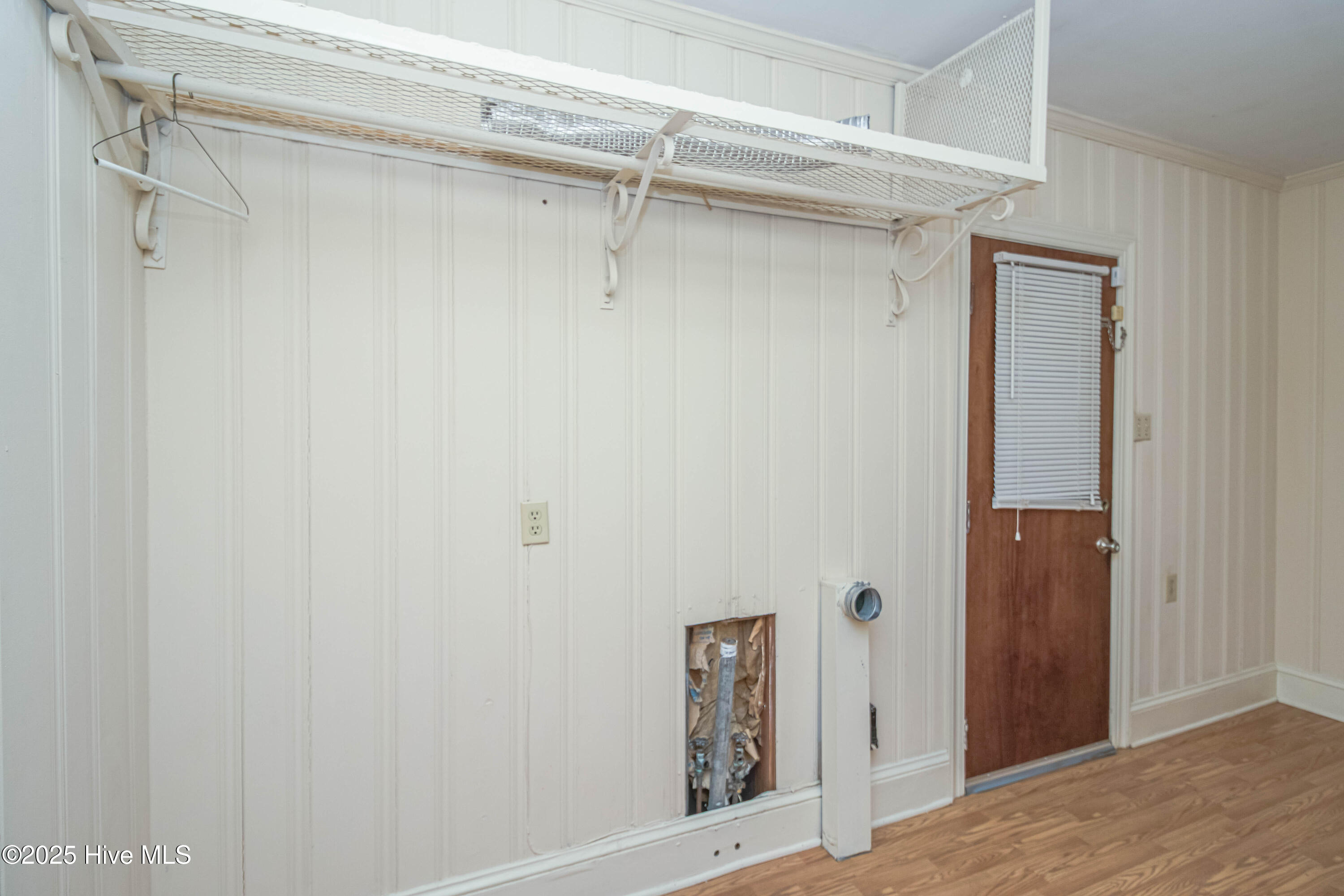 100 S Pineview Avenue Property Photo 18