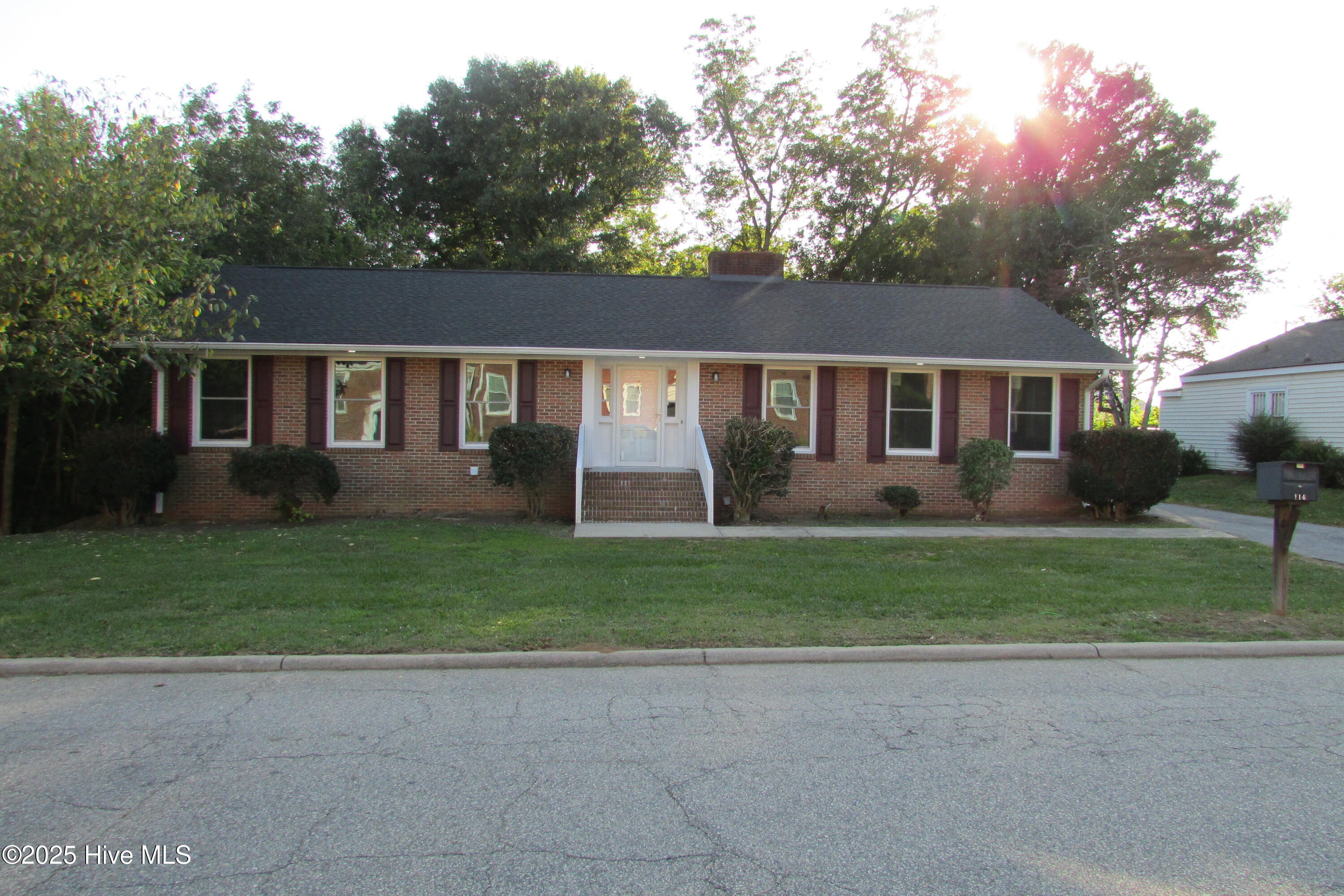 114 Eastover Avenue Property Photo 3