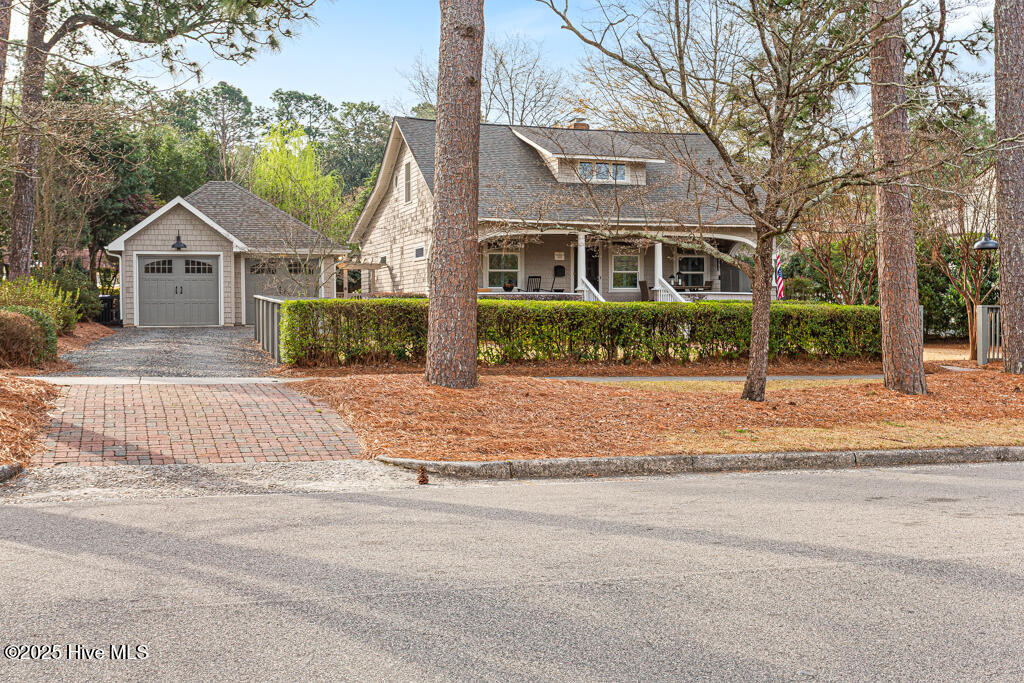 125 S Ashe Street Property Photo