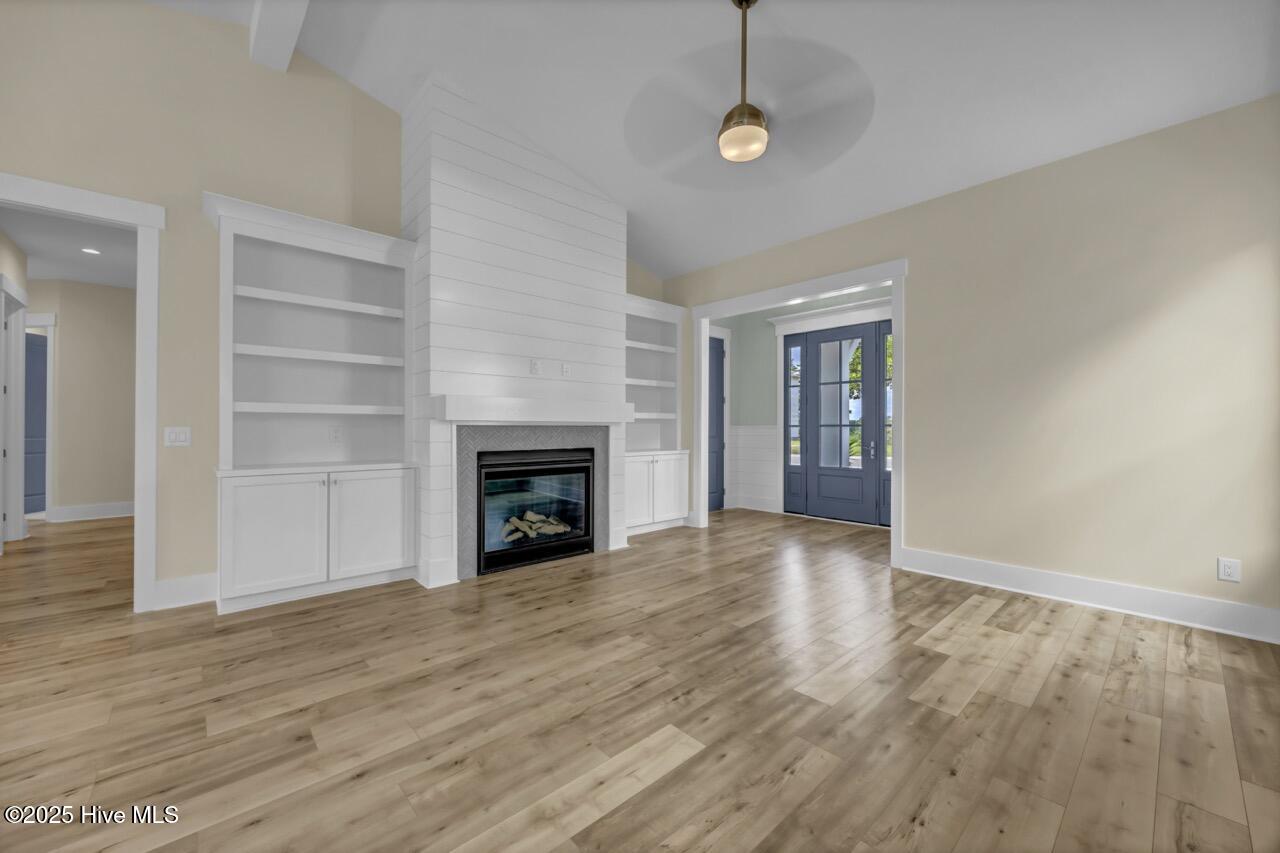 2760 Alvernia Drive Property Photo 6