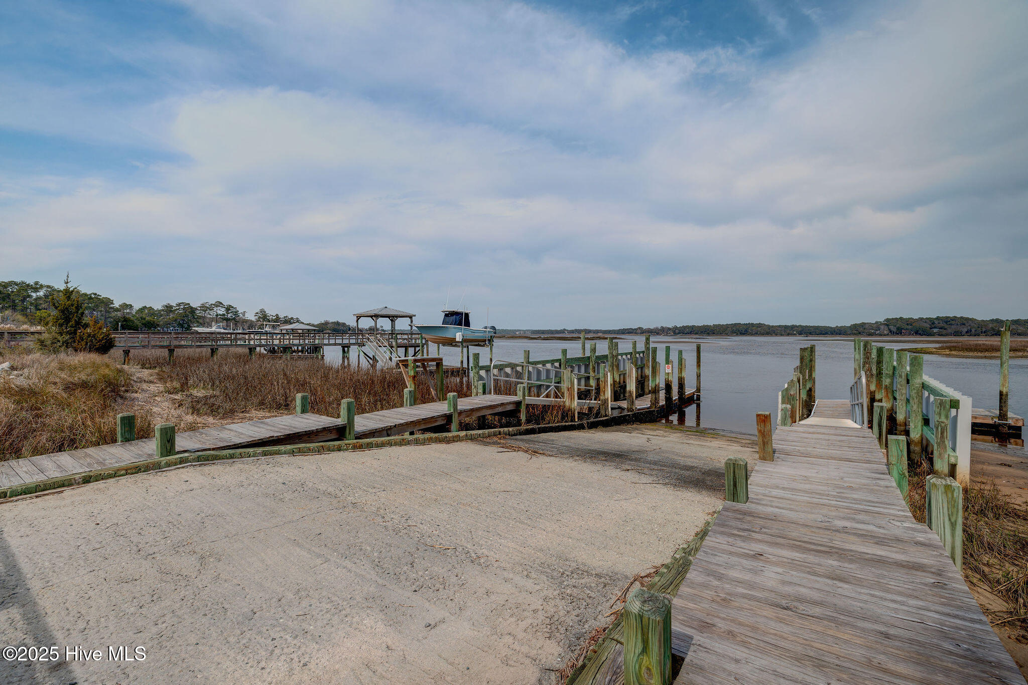 475 Genoes Point Road Property Photo 32