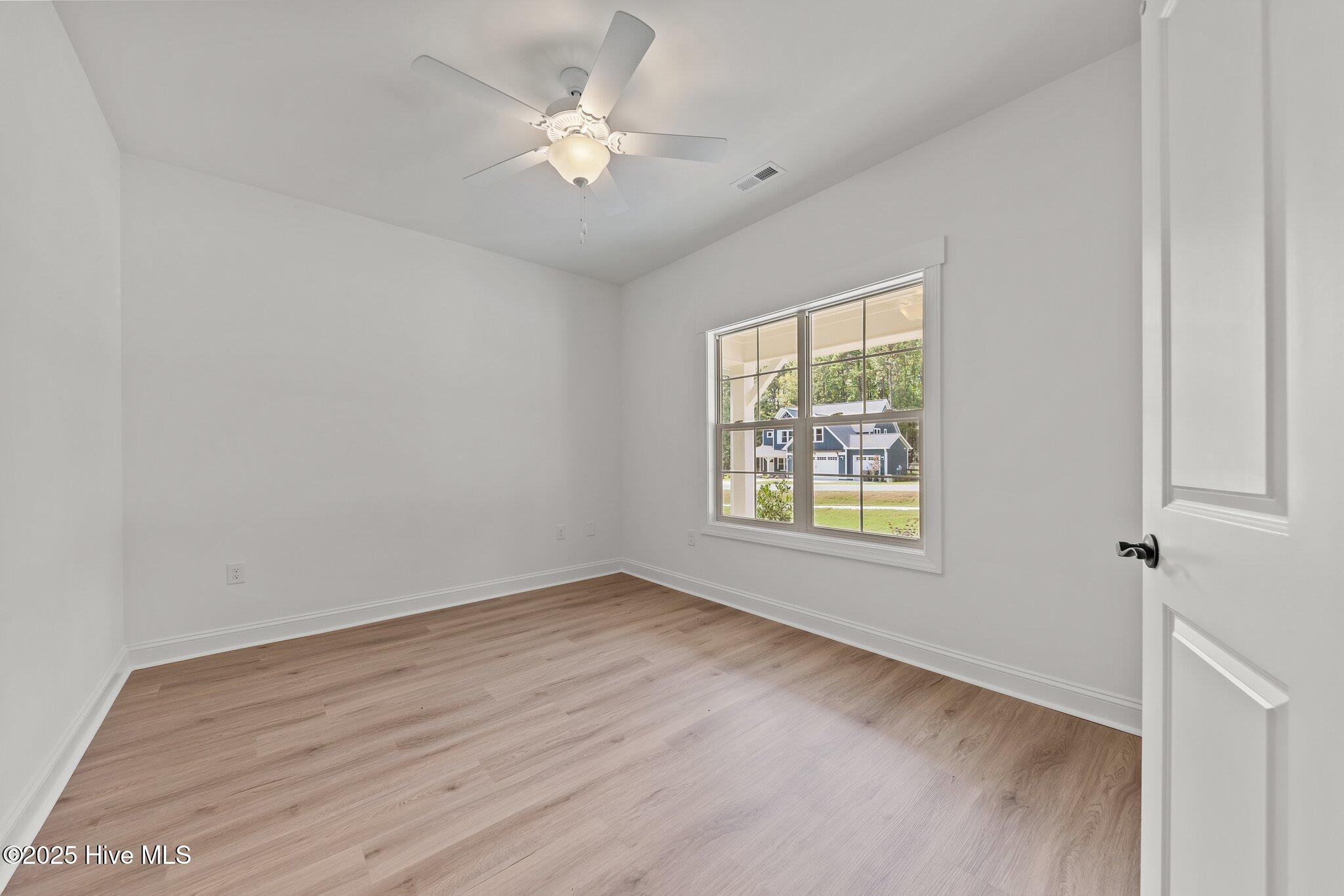 517 Belcroft Drive Property Photo 10