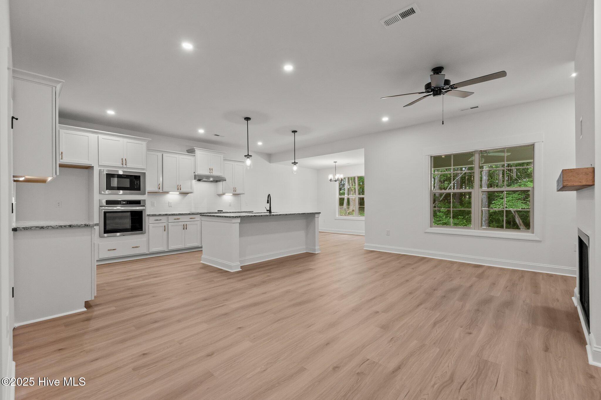 517 Belcroft Drive Property Photo 12