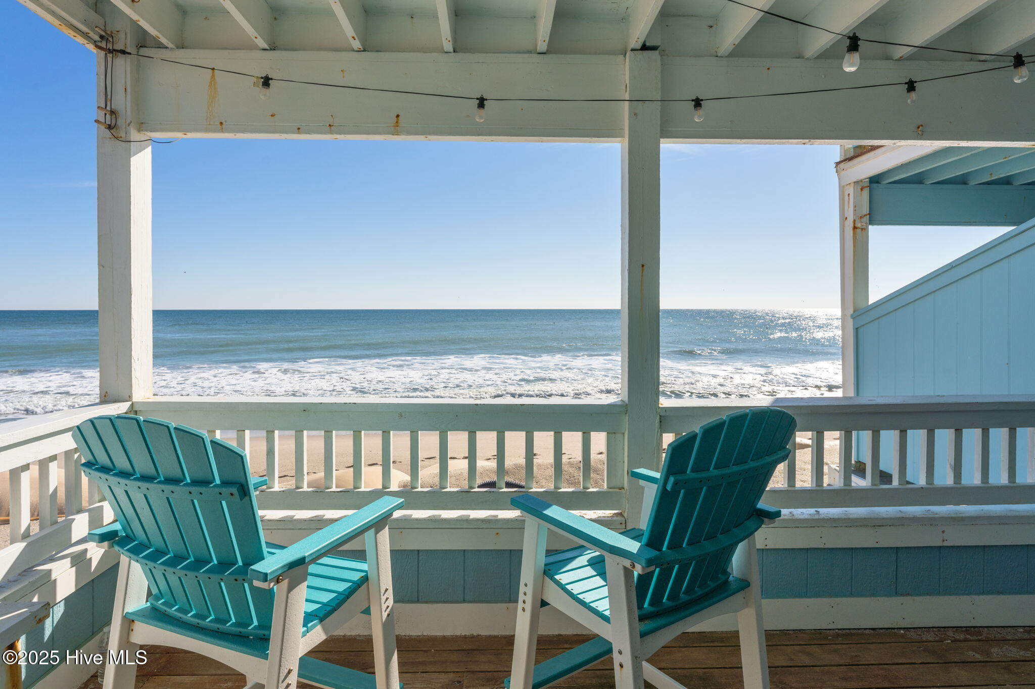 1437 Fort Fisher Boulevard Unit M1 Property Photo