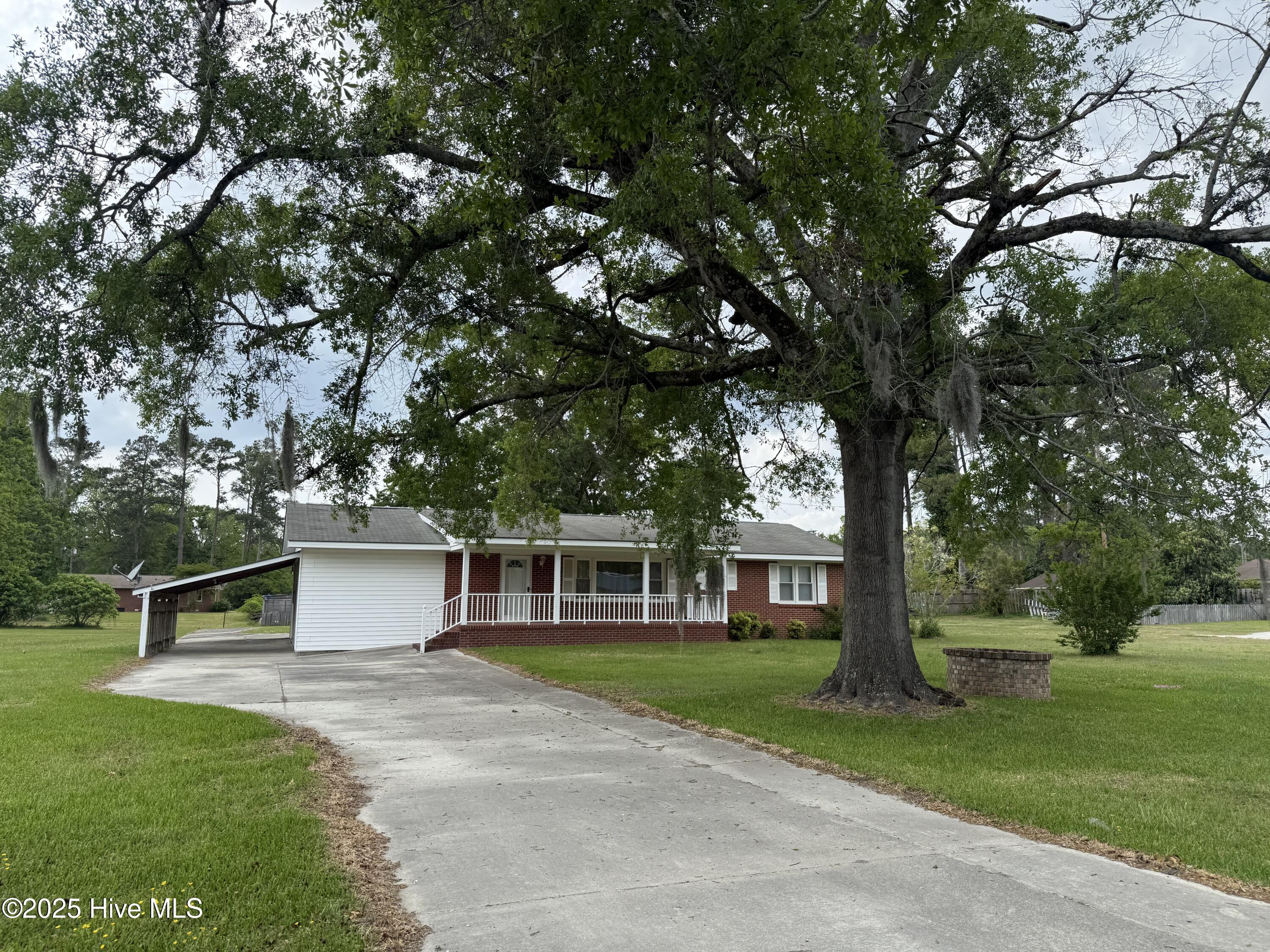 204 Glenburnie Drive Property Photo