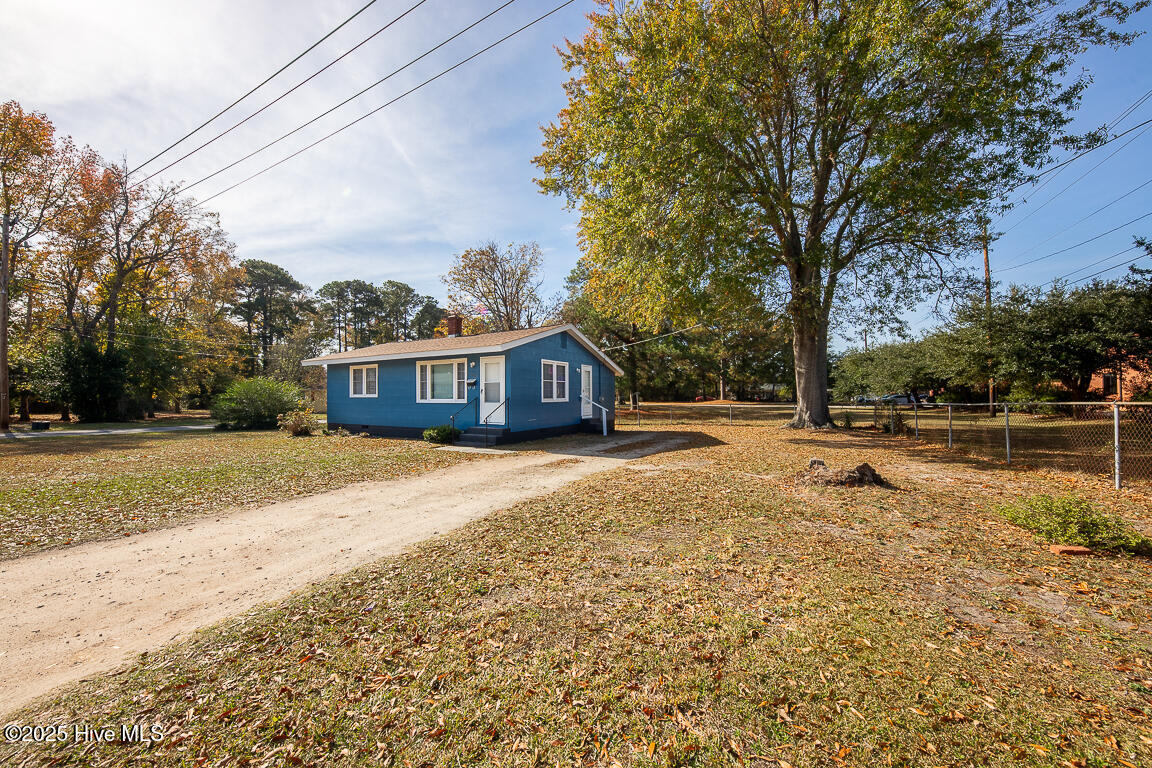 1801 Clark Avenue Property Photo