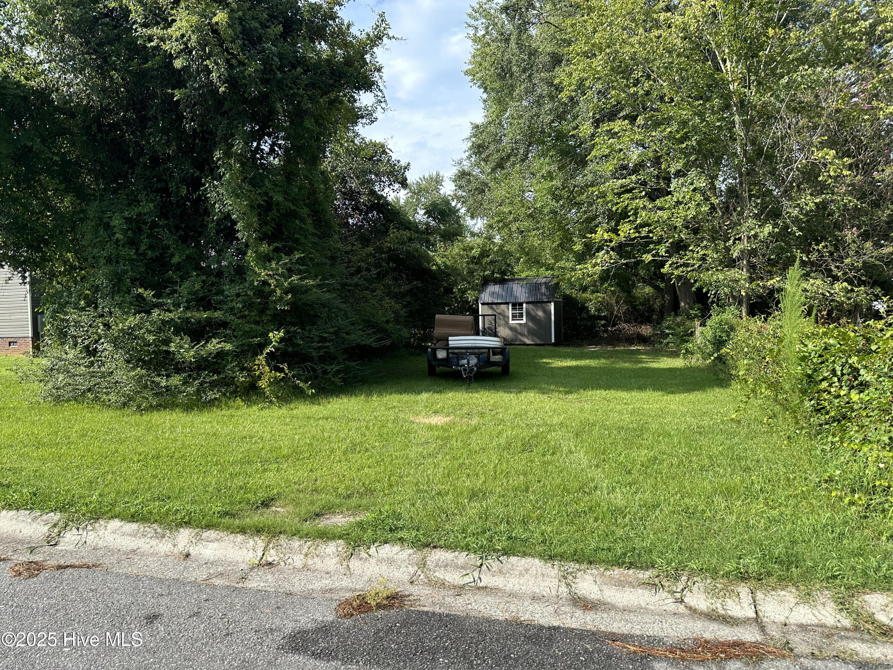 306 W James Street Property Photo
