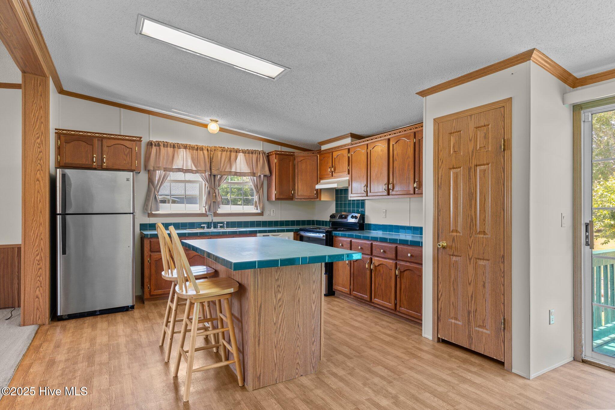 143 Mills Road Property Photo 6