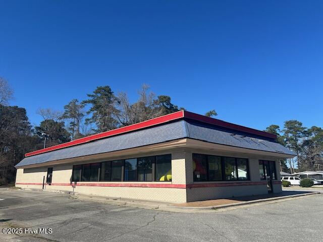 1901 N Berkeley Boulevard Property Photo 1