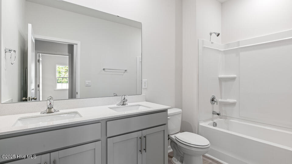 3120 Platinum Circle Property Photo 5