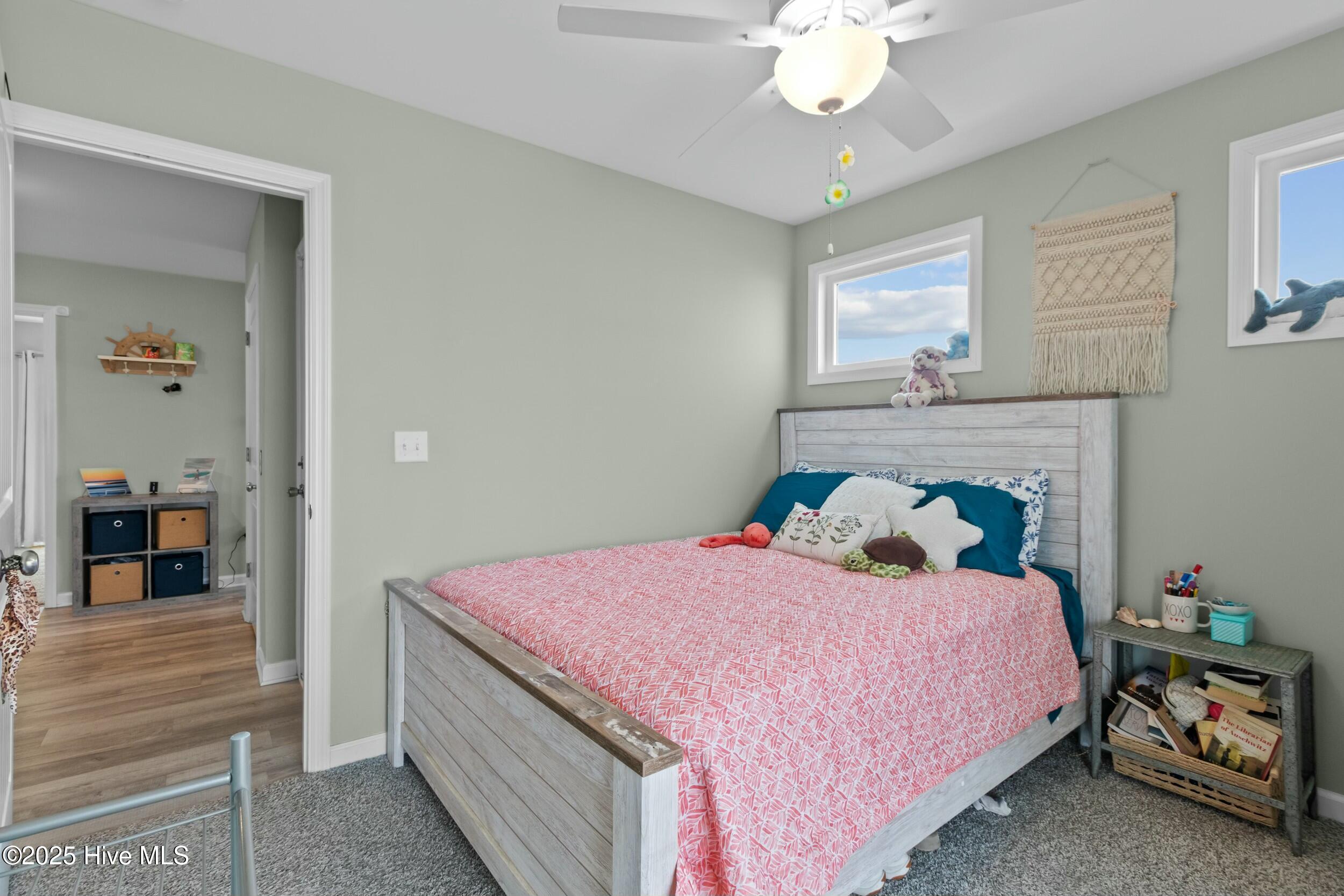 318 N Topsail Drive Property Photo 11