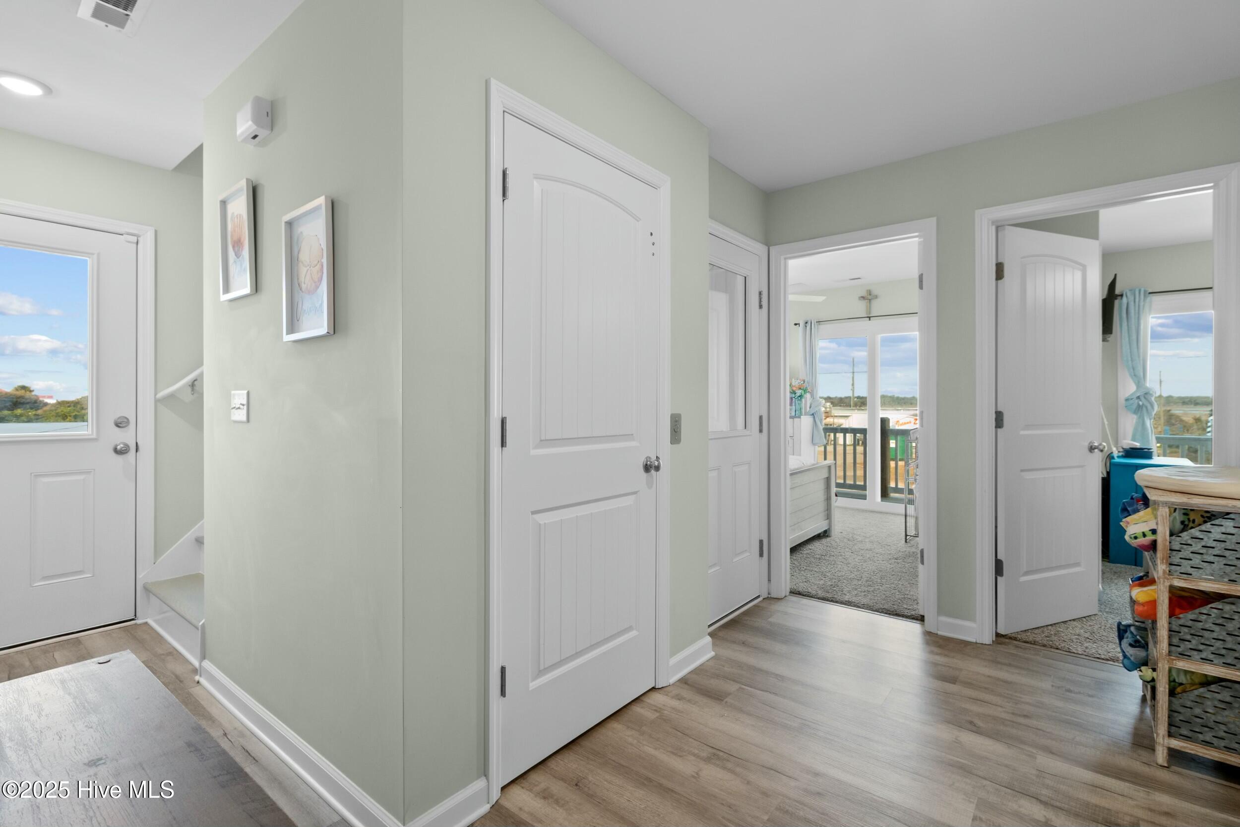 318 N Topsail Drive Property Photo 17