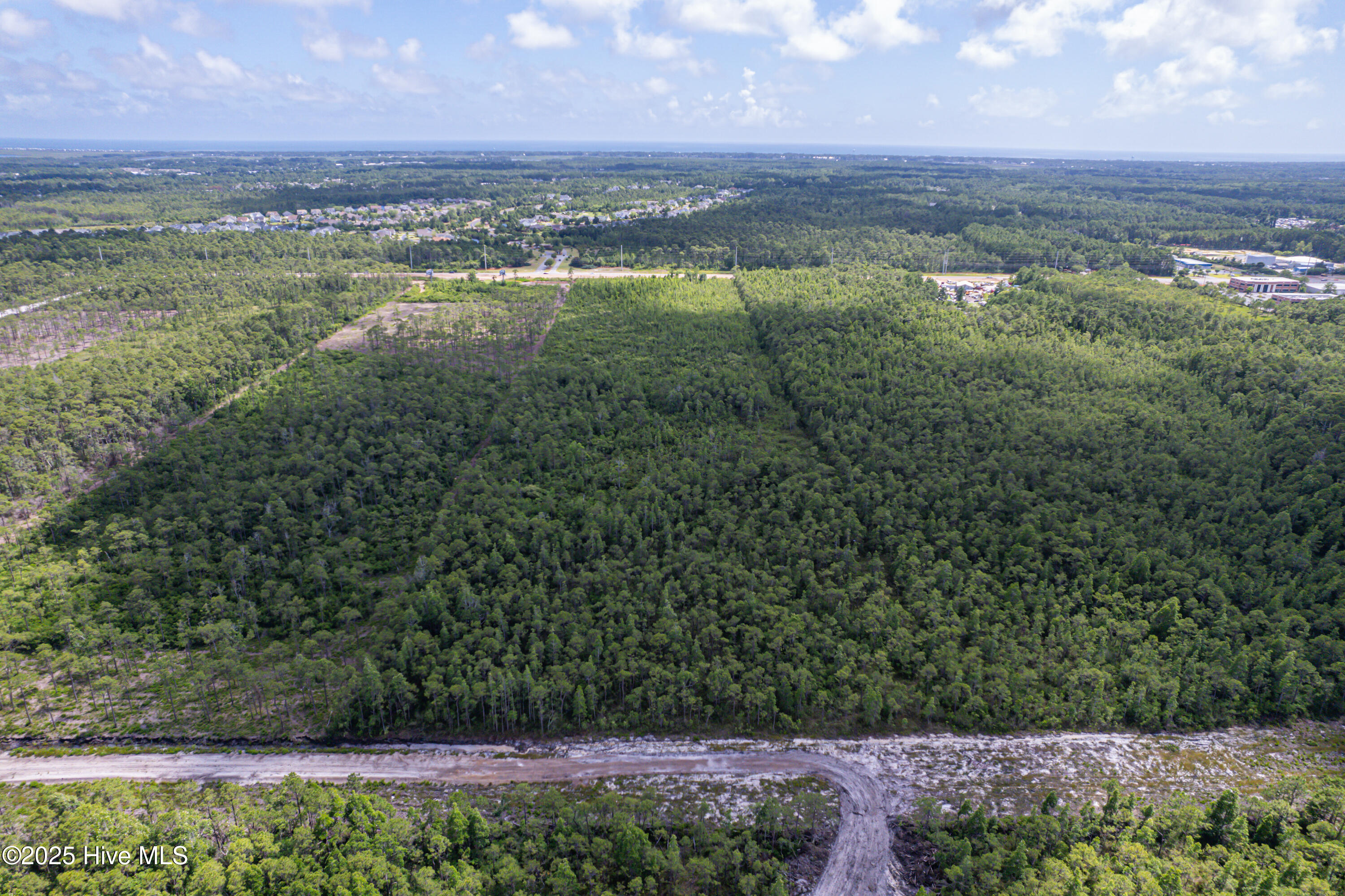 4480 Southport-supply Road Property Photo 8