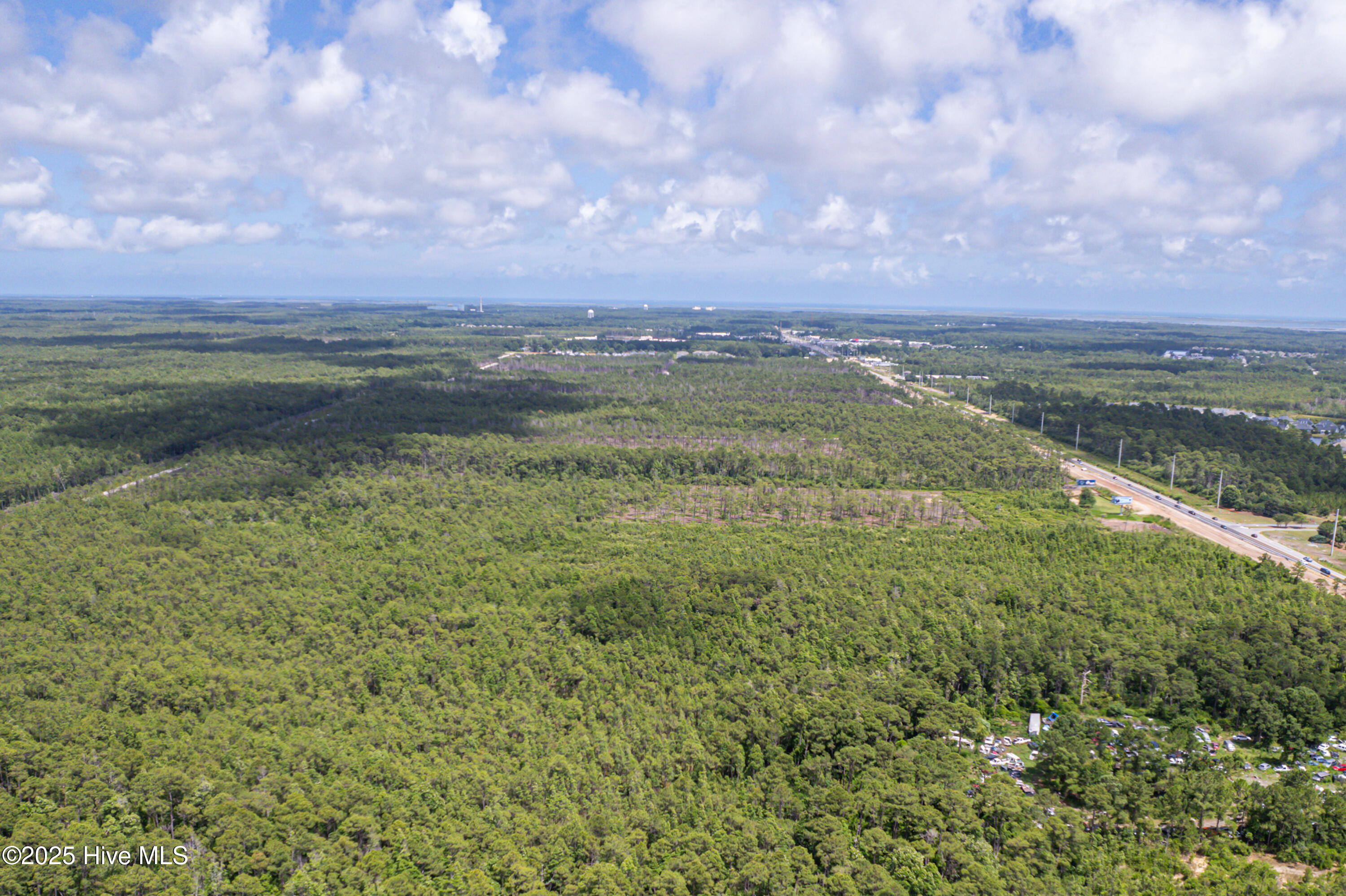 4480 Southport-supply Road Property Photo 10