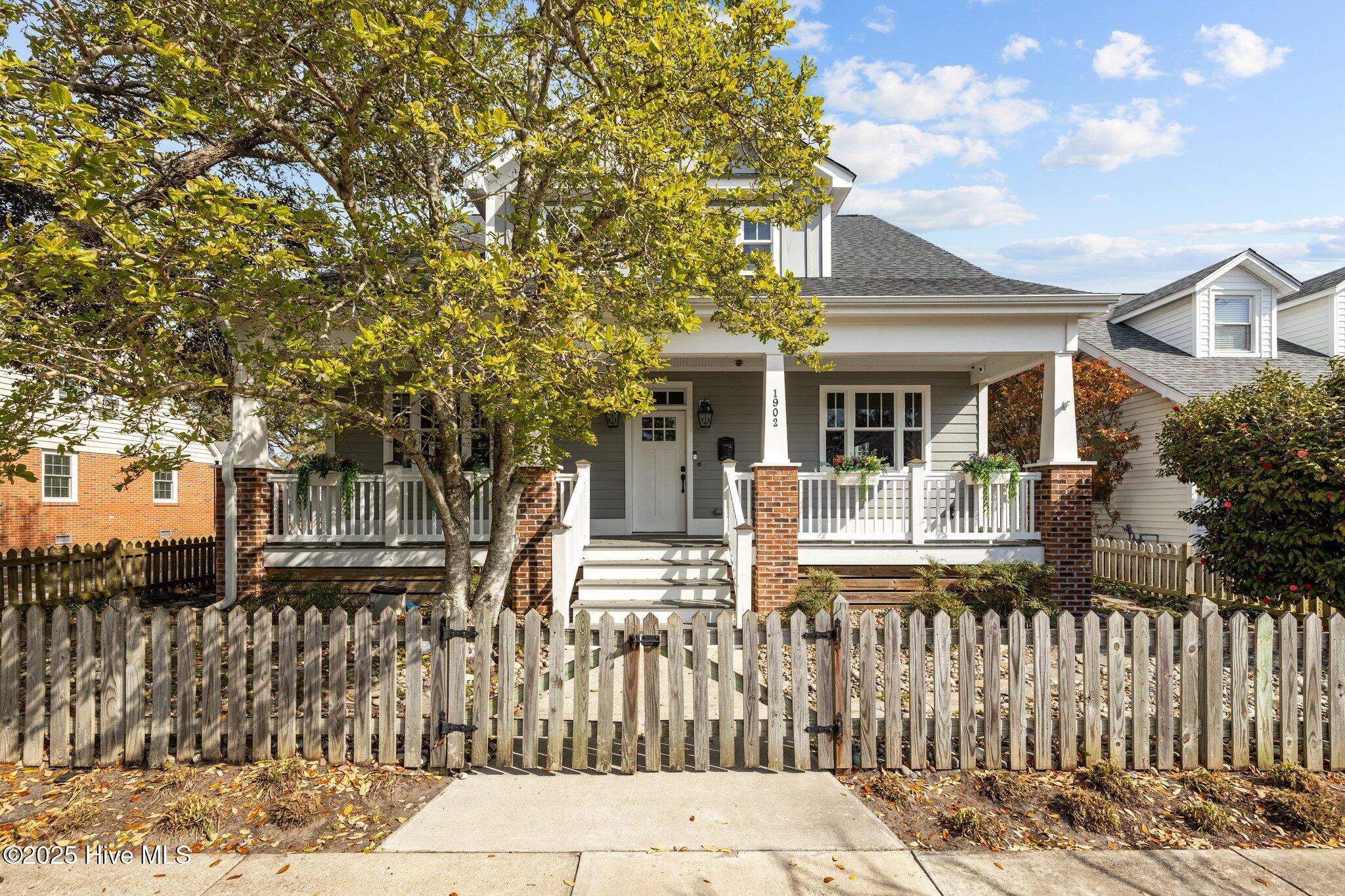 1902 Evans Street Property Photo