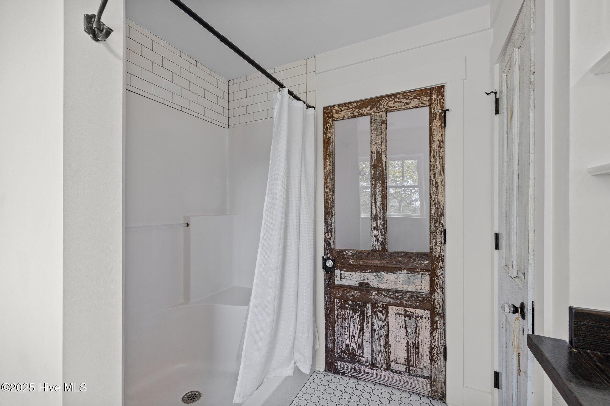 1902 Evans Street Property Photo 37