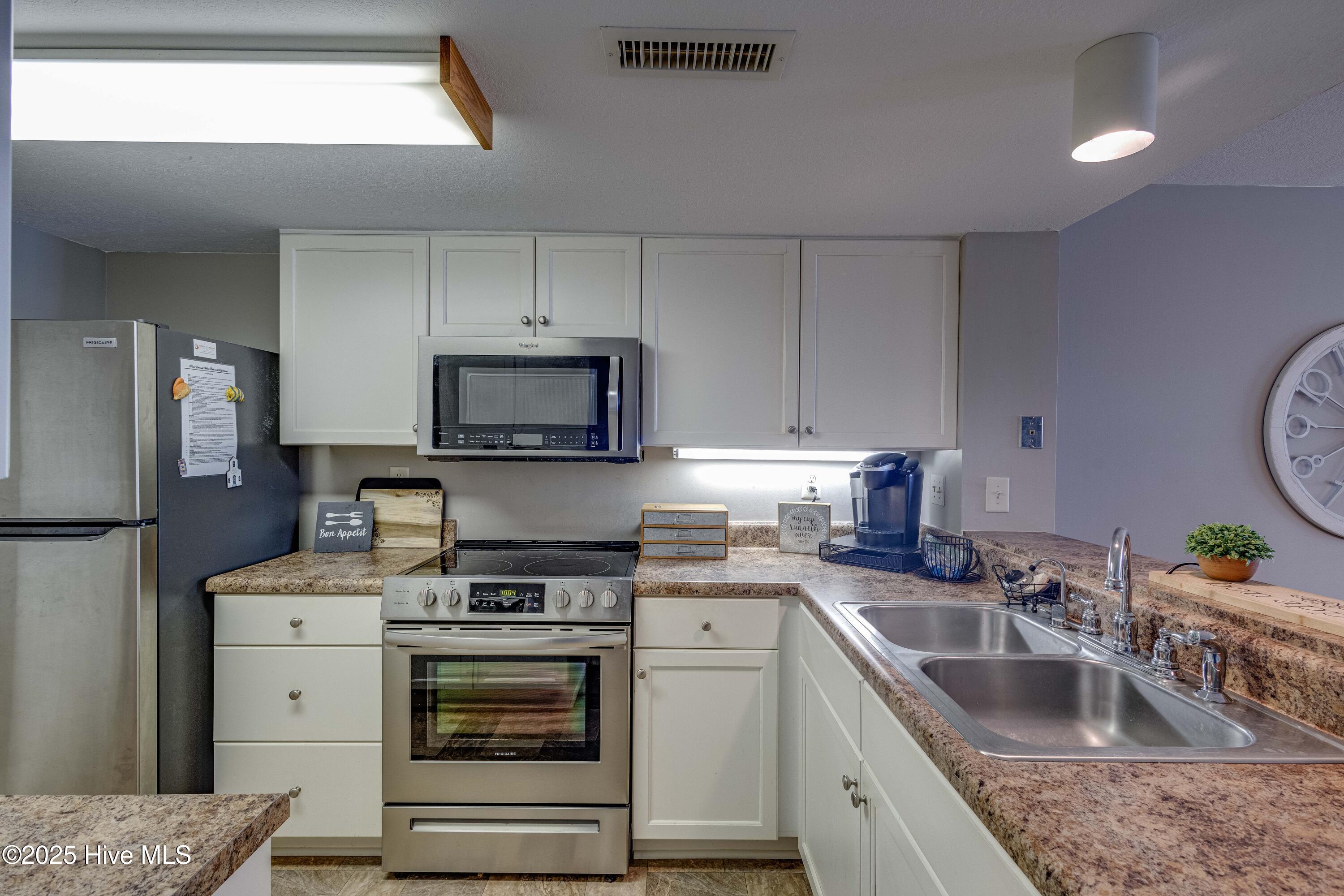 10300 Coast Guard Road E103 Property Photo 10