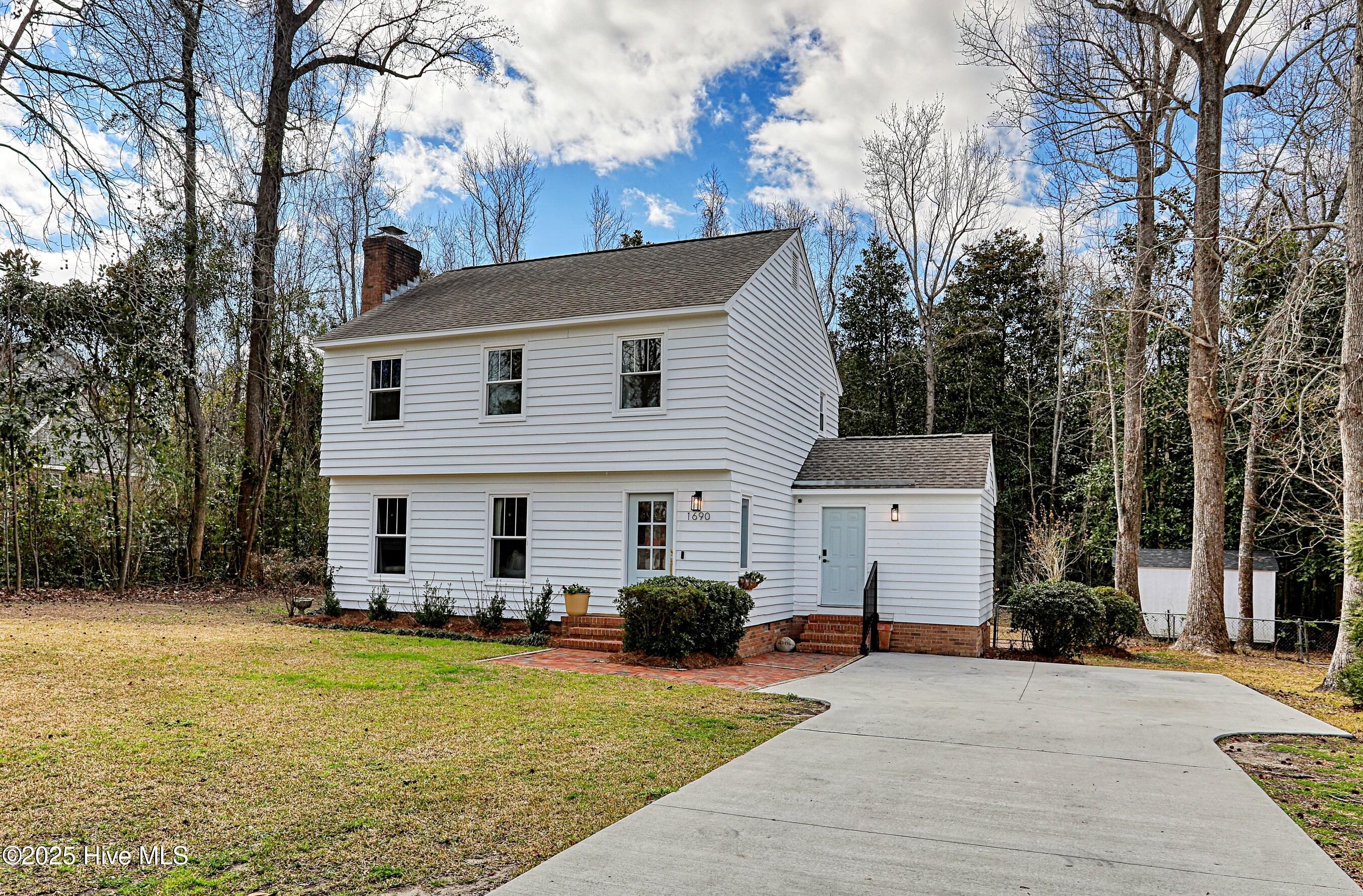 1690 Scotts Hill Loop Road Property Photo