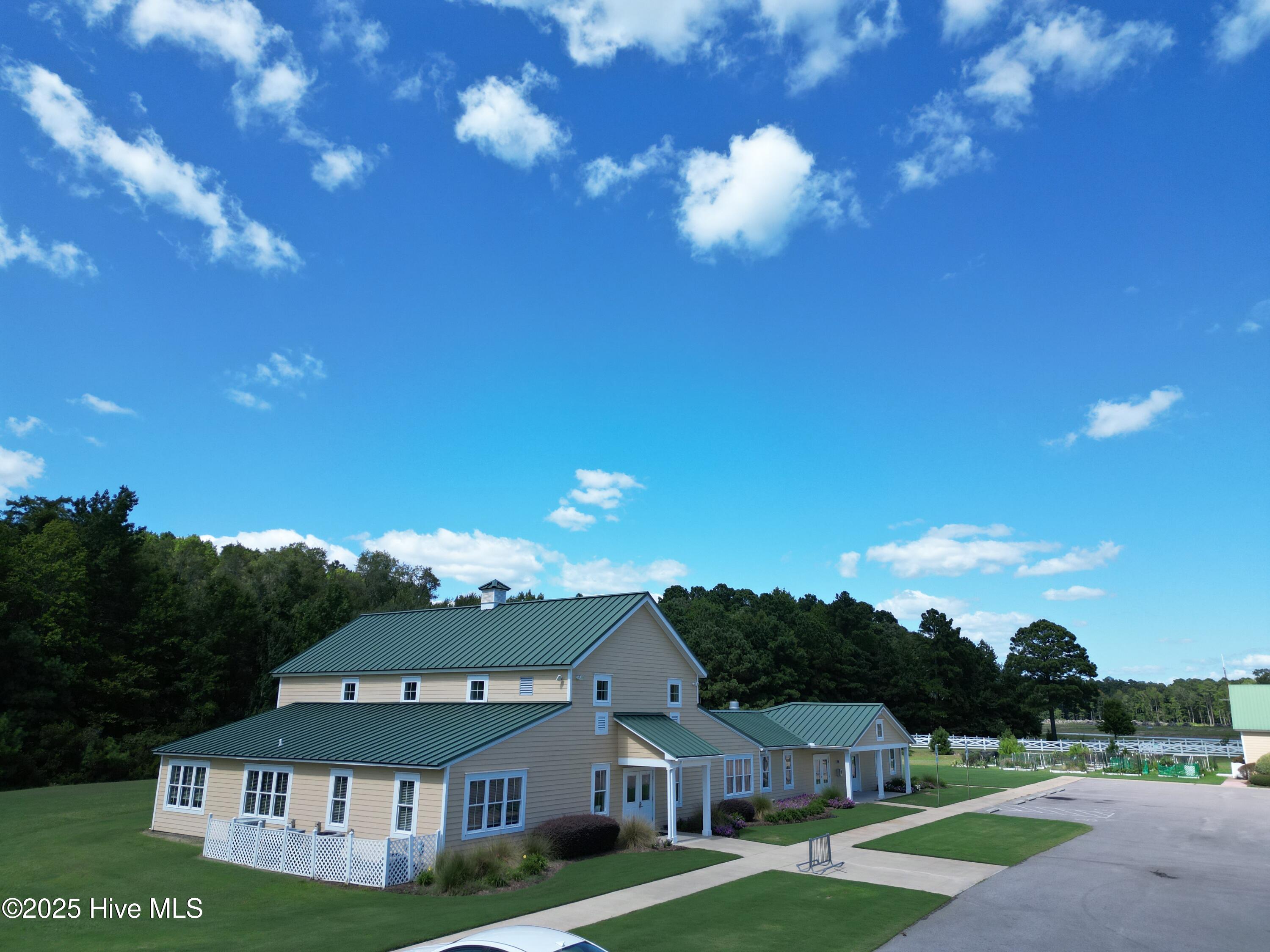 109 Pungo Drive Property Photo 13