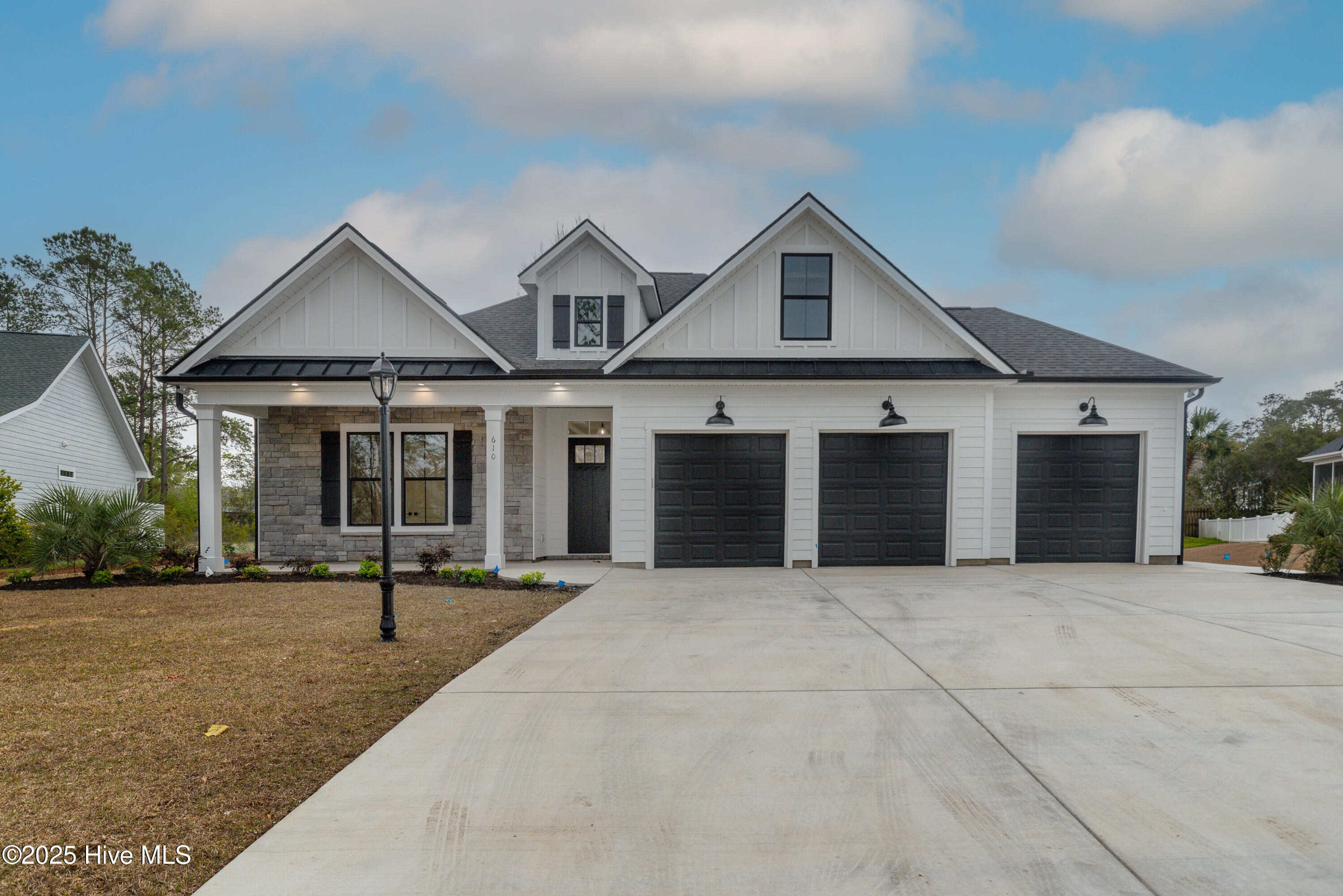 610 Ashton Court Property Photo 1