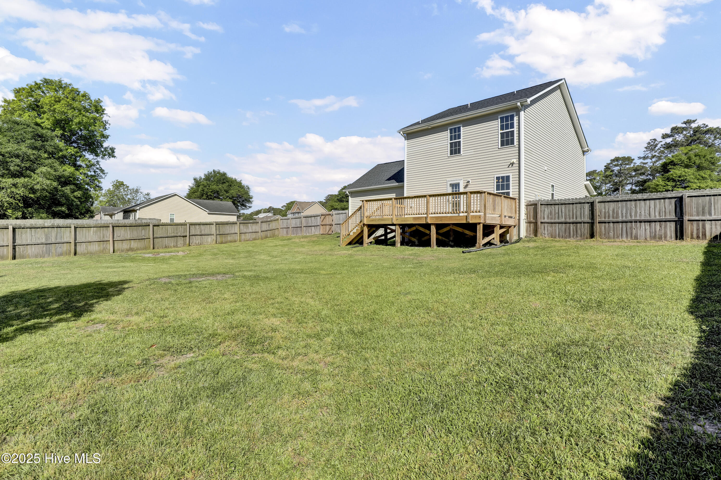 701 Bay Willow Court Property Photo 3