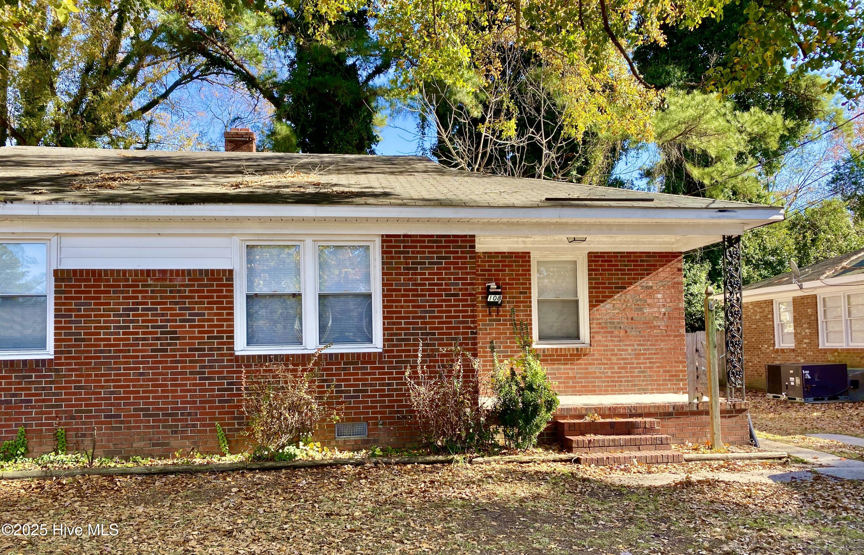 108 N Meade Street Property Photo