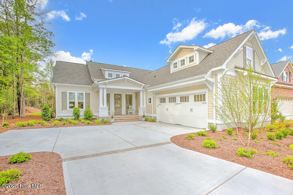 726 Cedarhurst Drive Property Photo