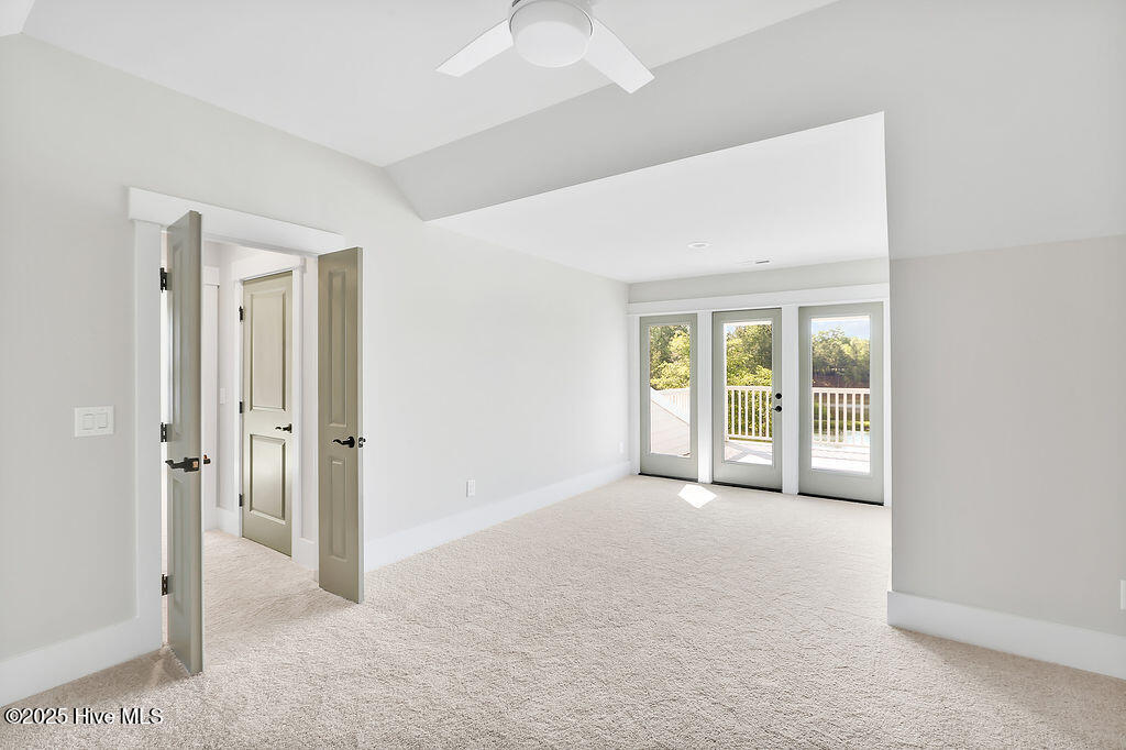 726 Cedarhurst Drive Property Photo 26
