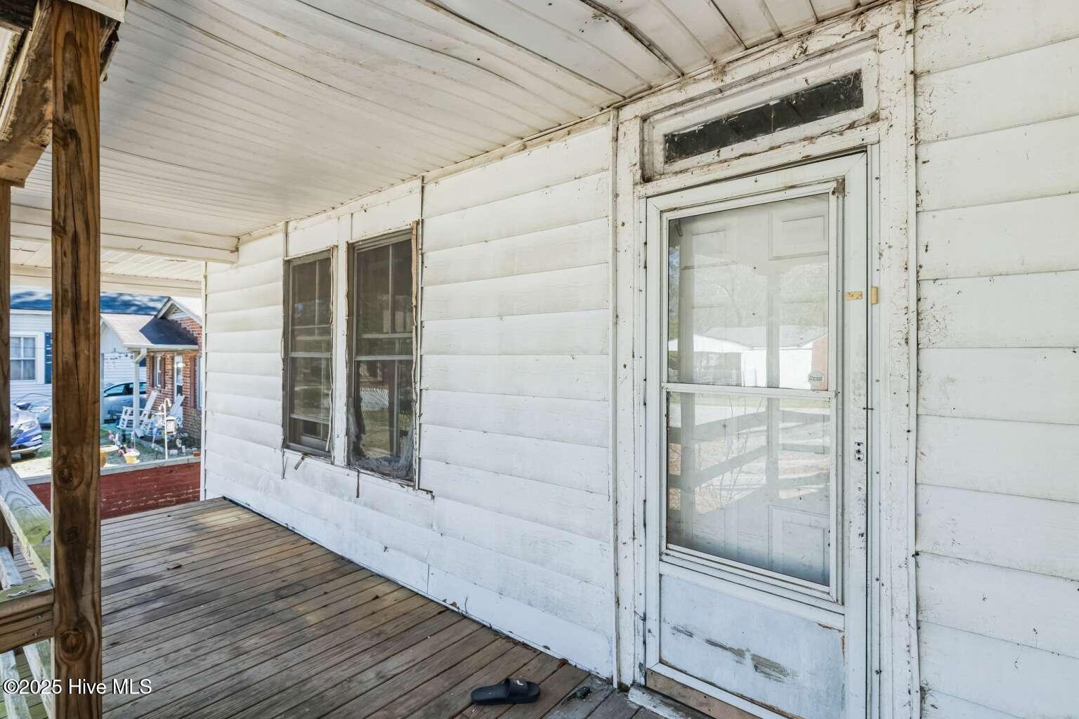 901 Daughtridge Street Property Photo 3