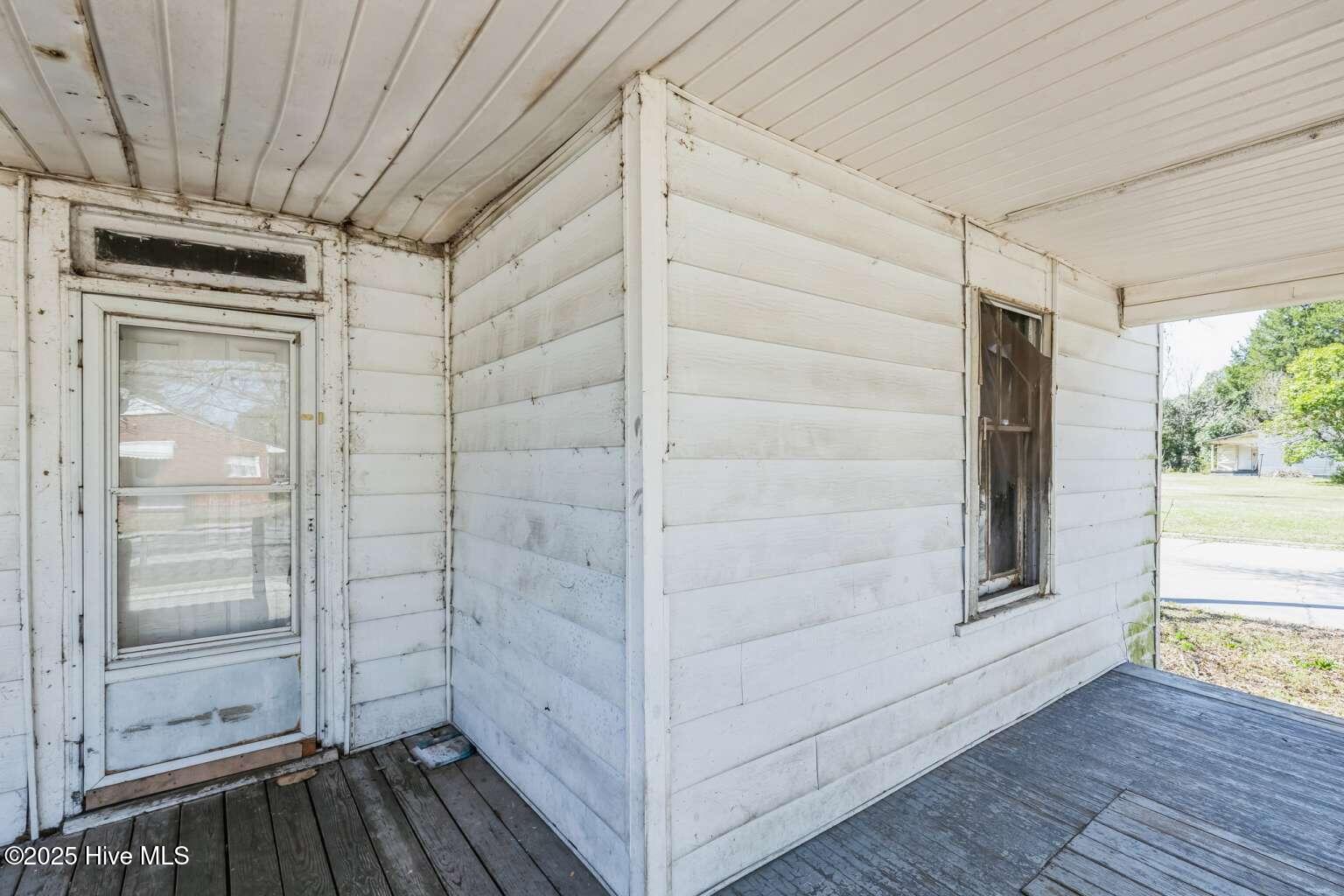 901 Daughtridge Street Property Photo 4