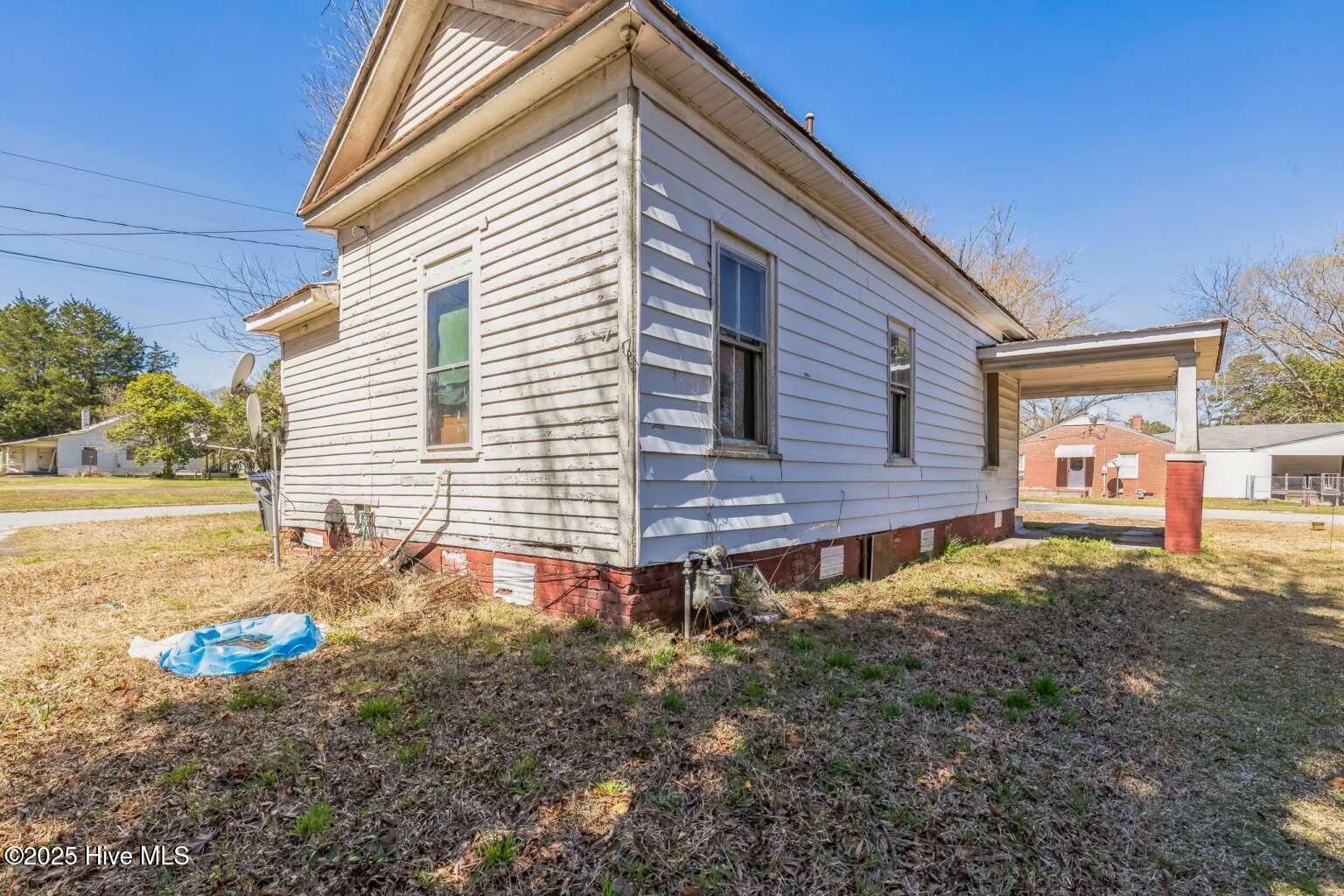 901 Daughtridge Street Property Photo 6
